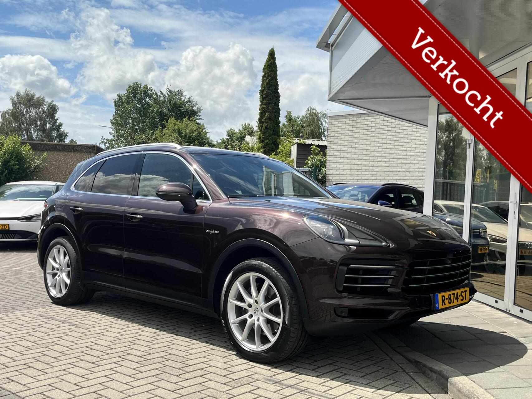 Foto van Porsche Cayenne E-hybrid