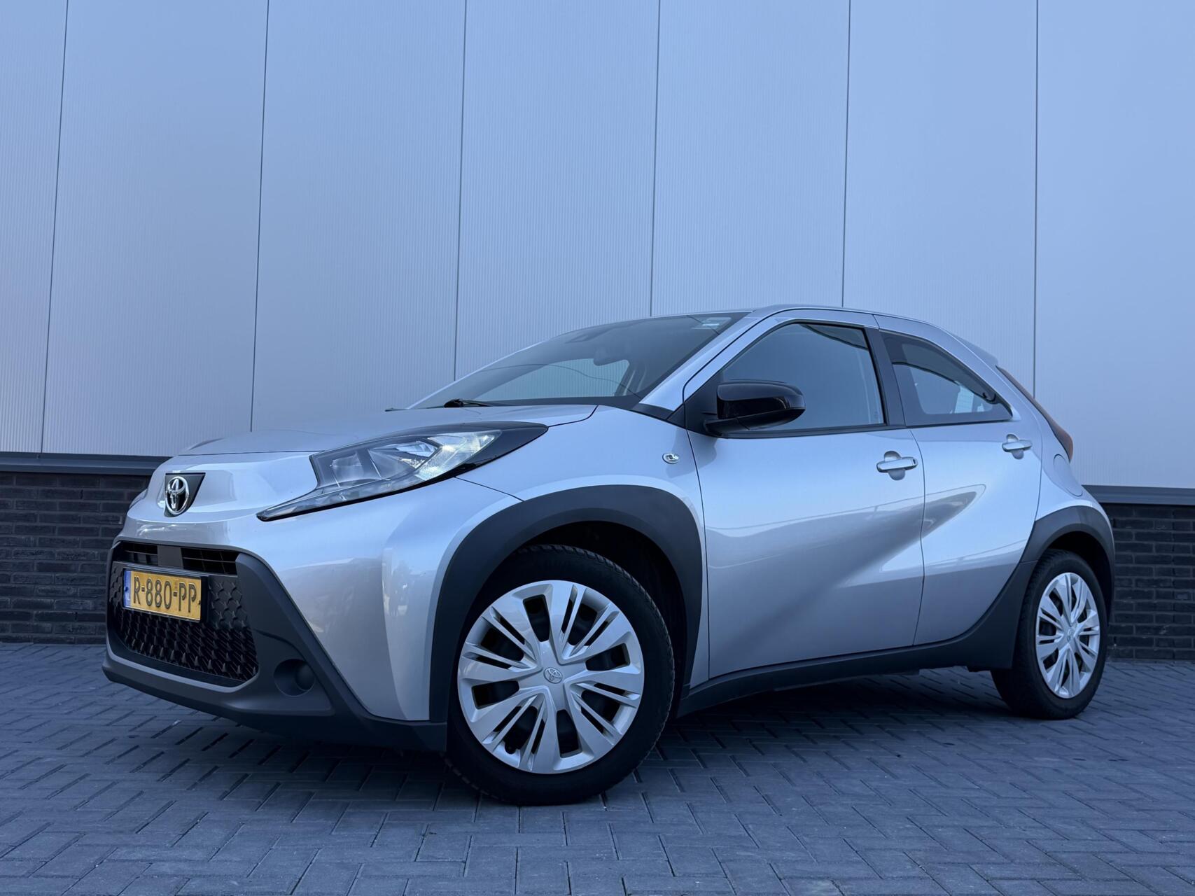 Toyota Toyota Aygo X 1.0 VVT-i MT Play 2023 - voorkant