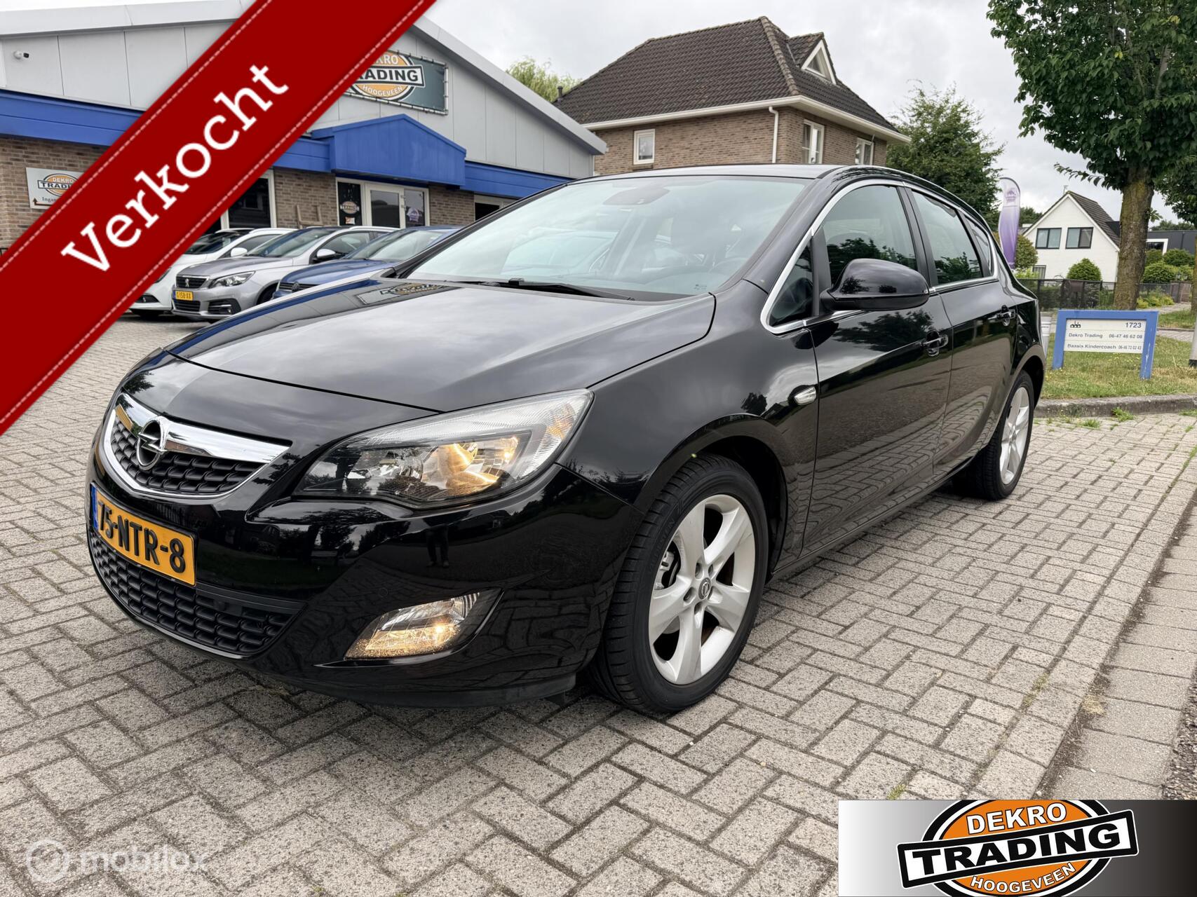 Opel Astra 1.6 Sport clima trekhaak stoelverwarming 2010 - voorkant