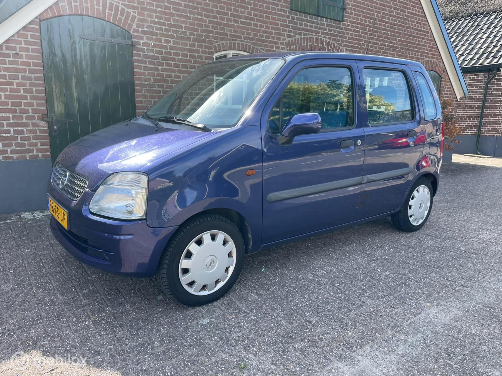 Foto van Opel Agila