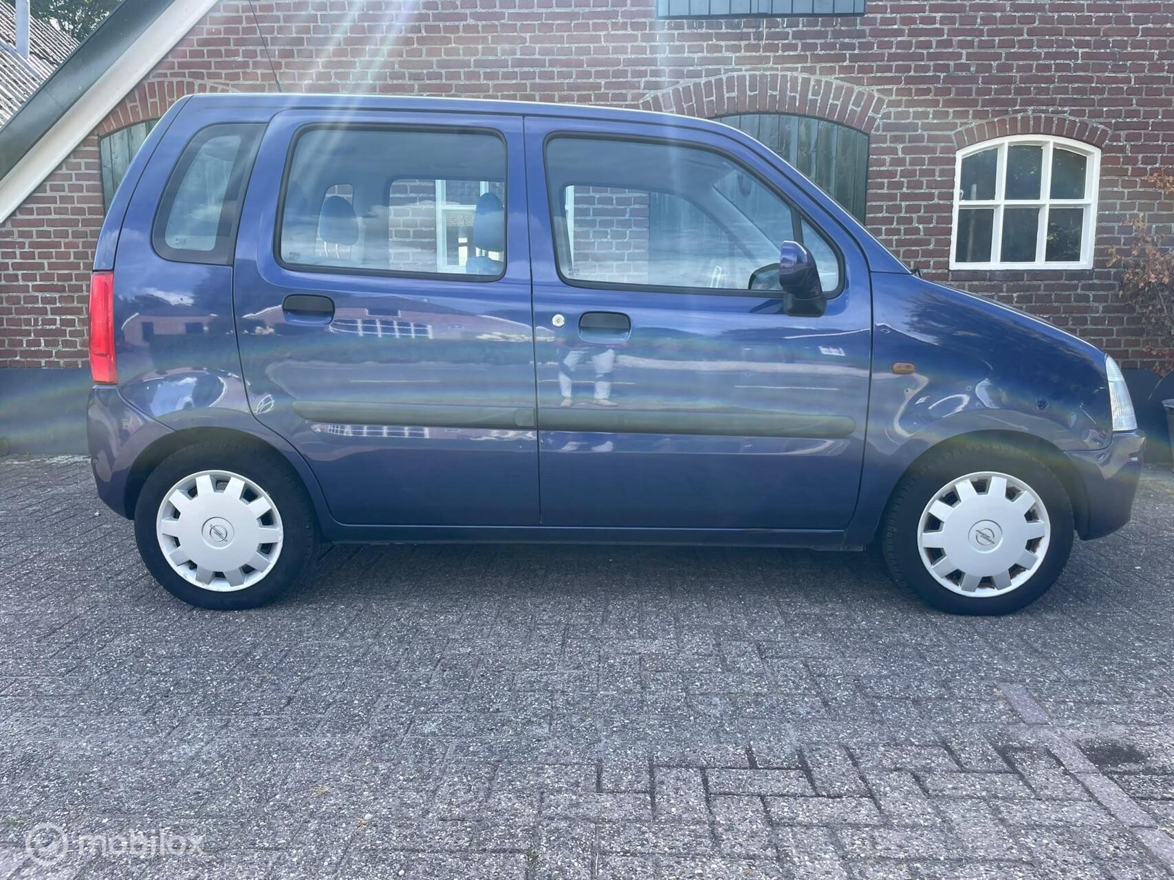 Foto van Opel Agila
