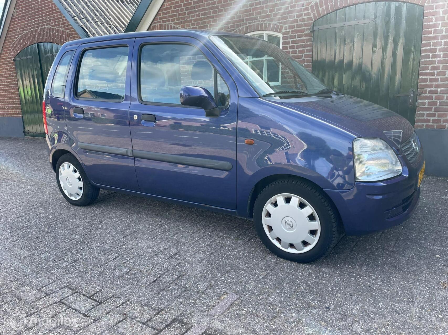 Foto van Opel Agila
