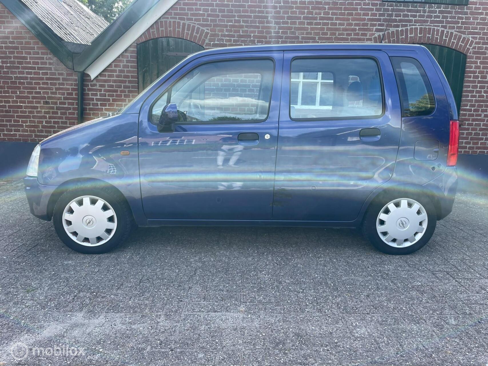 Foto van Opel Agila