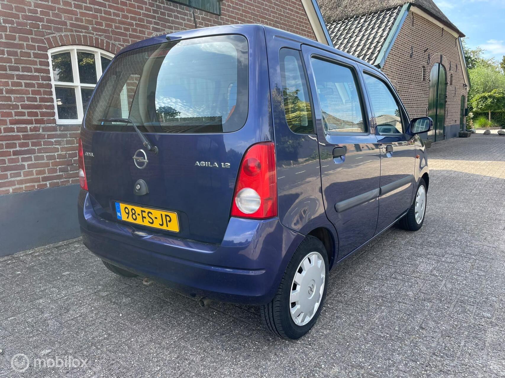 Foto van Opel Agila