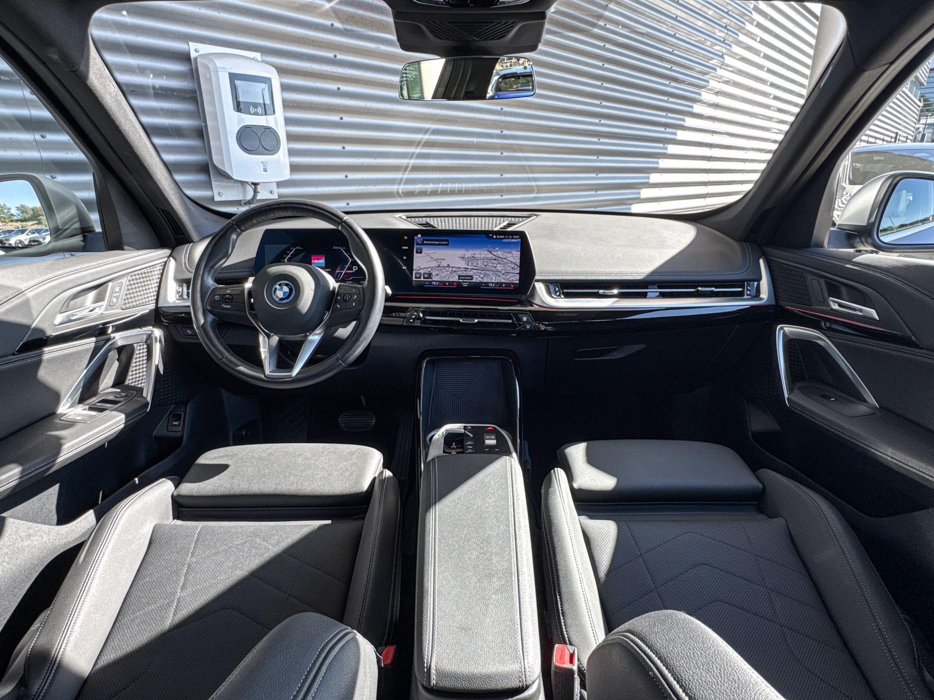 Foto van BMW Ix1 Xdrive30