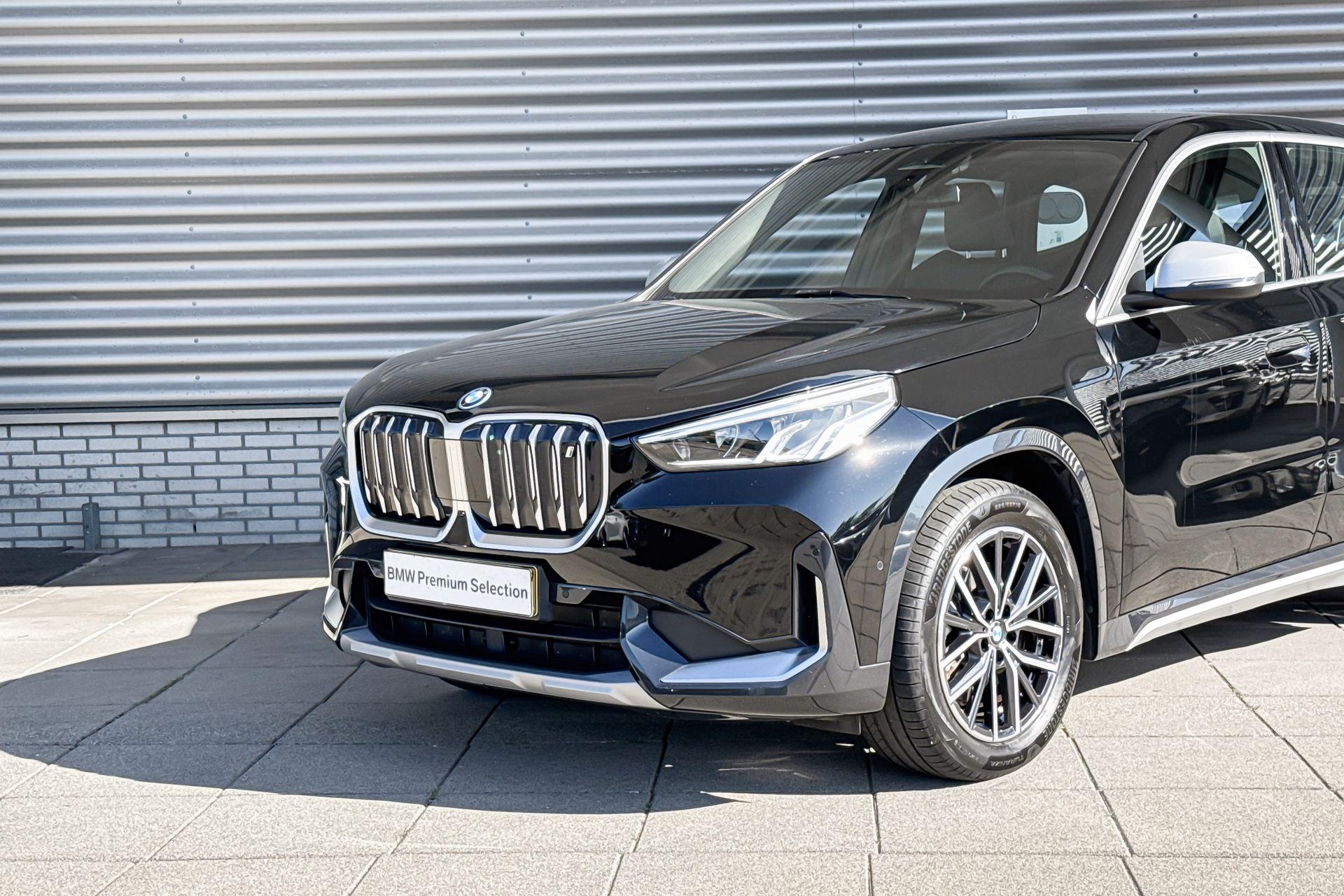 Foto van BMW Ix1 Xdrive30