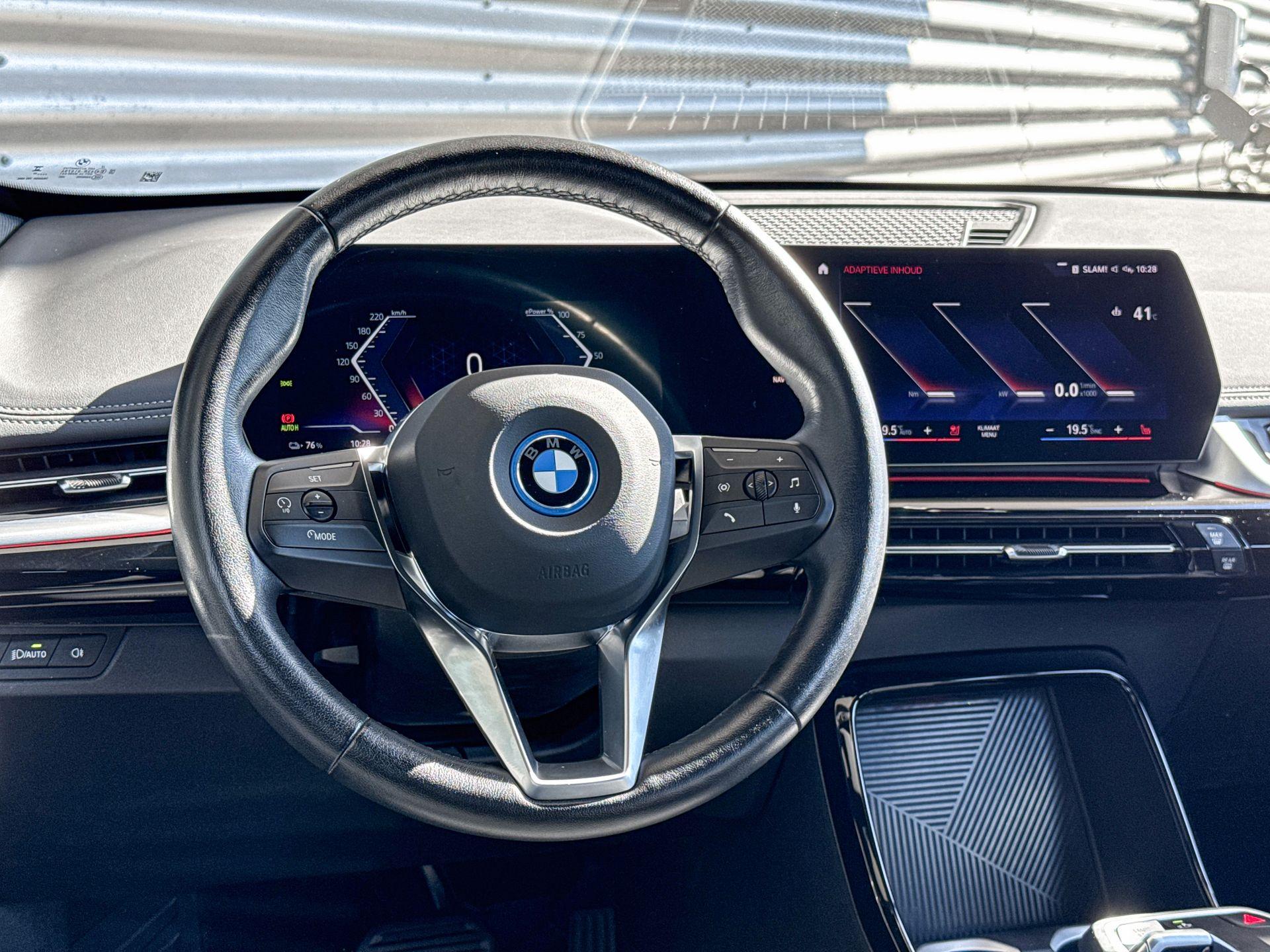 Foto van BMW Ix1 Xdrive30