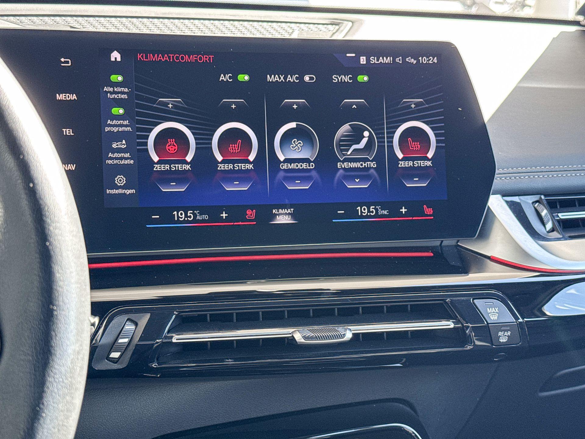 Foto van BMW Ix1 Xdrive30