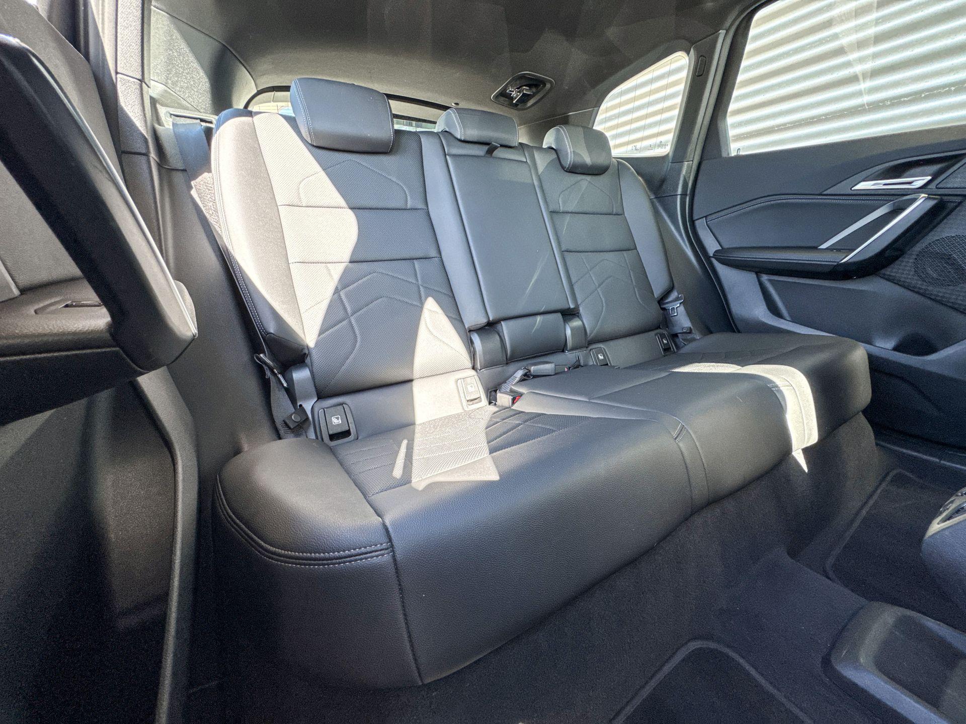 Foto van BMW Ix1 Xdrive30