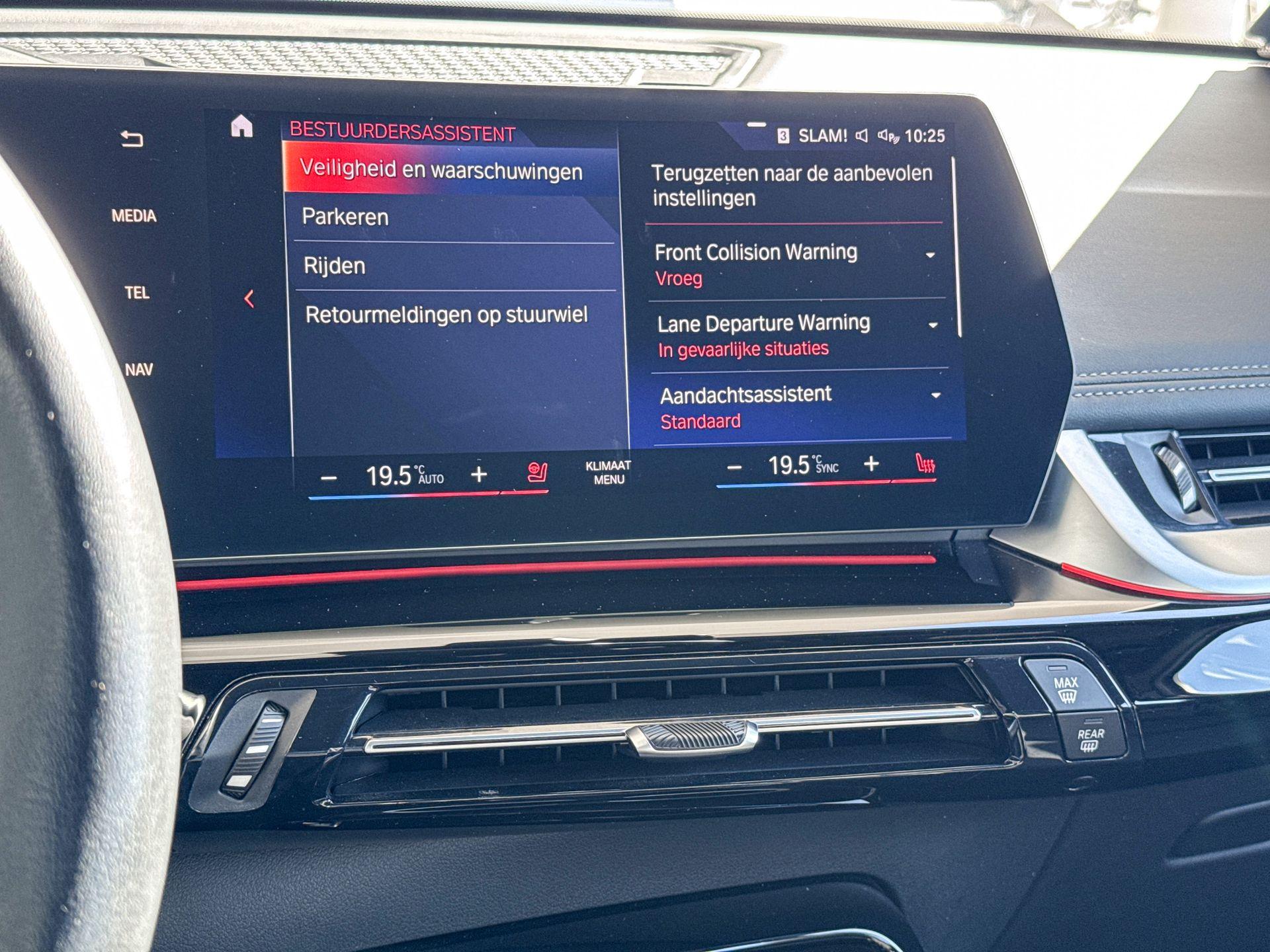 Foto van BMW Ix1 Xdrive30