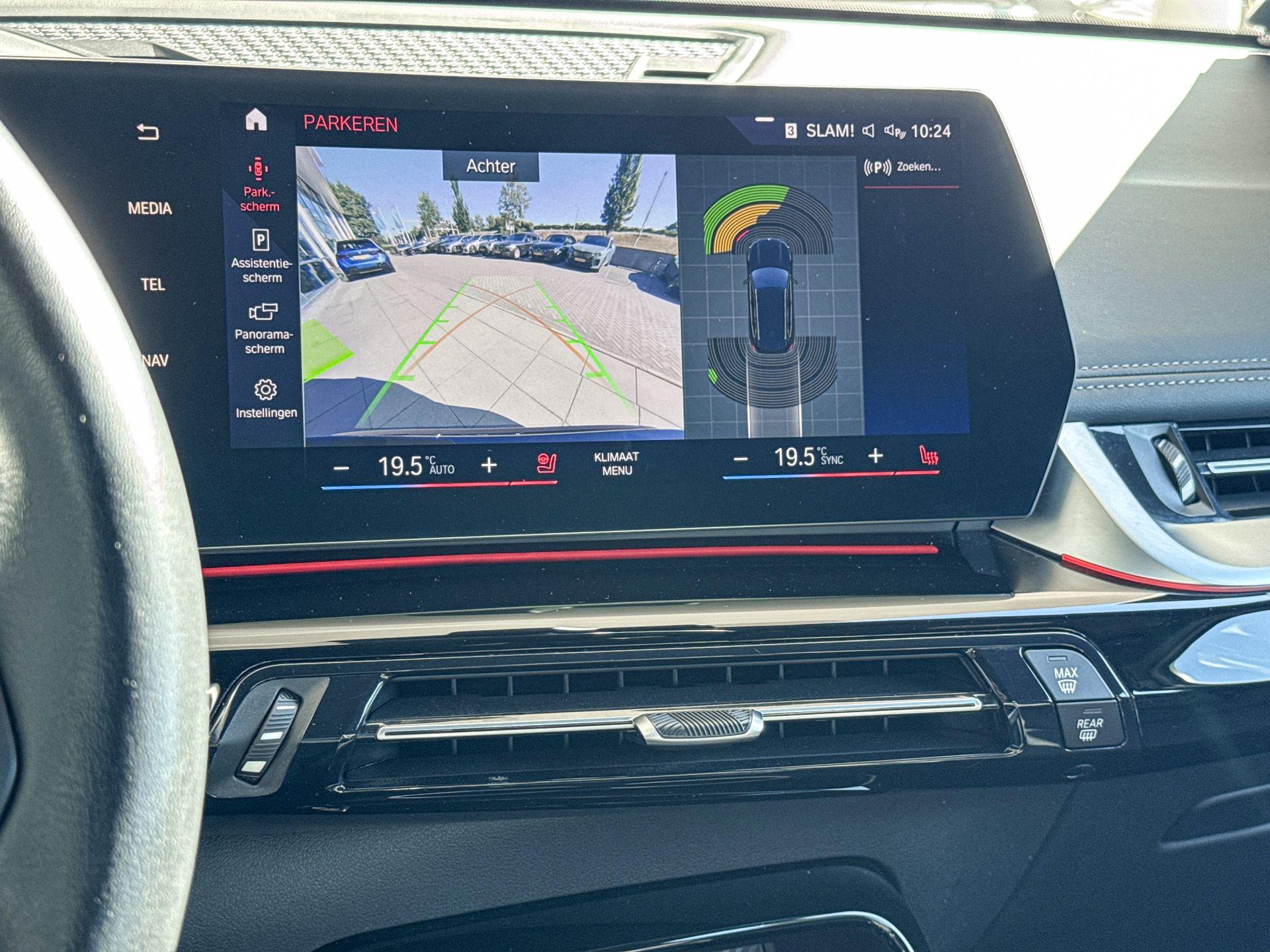 Foto van BMW Ix1 Xdrive30