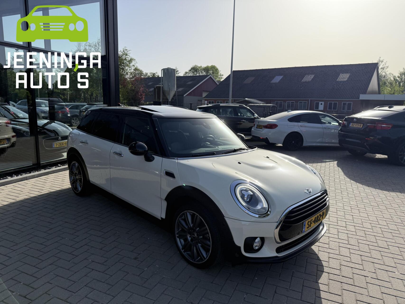 Foto van Mini Clubman Cooper