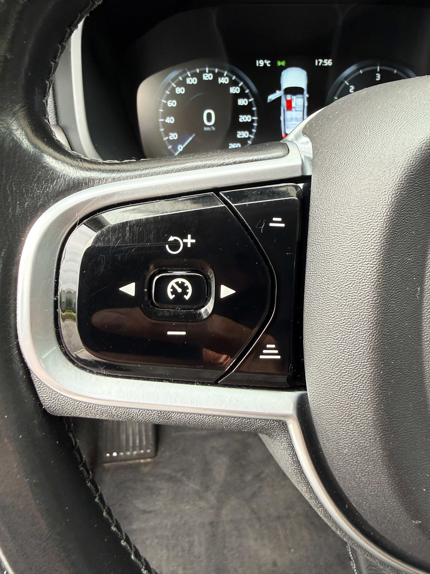 Foto van Volvo V90 Cross Country