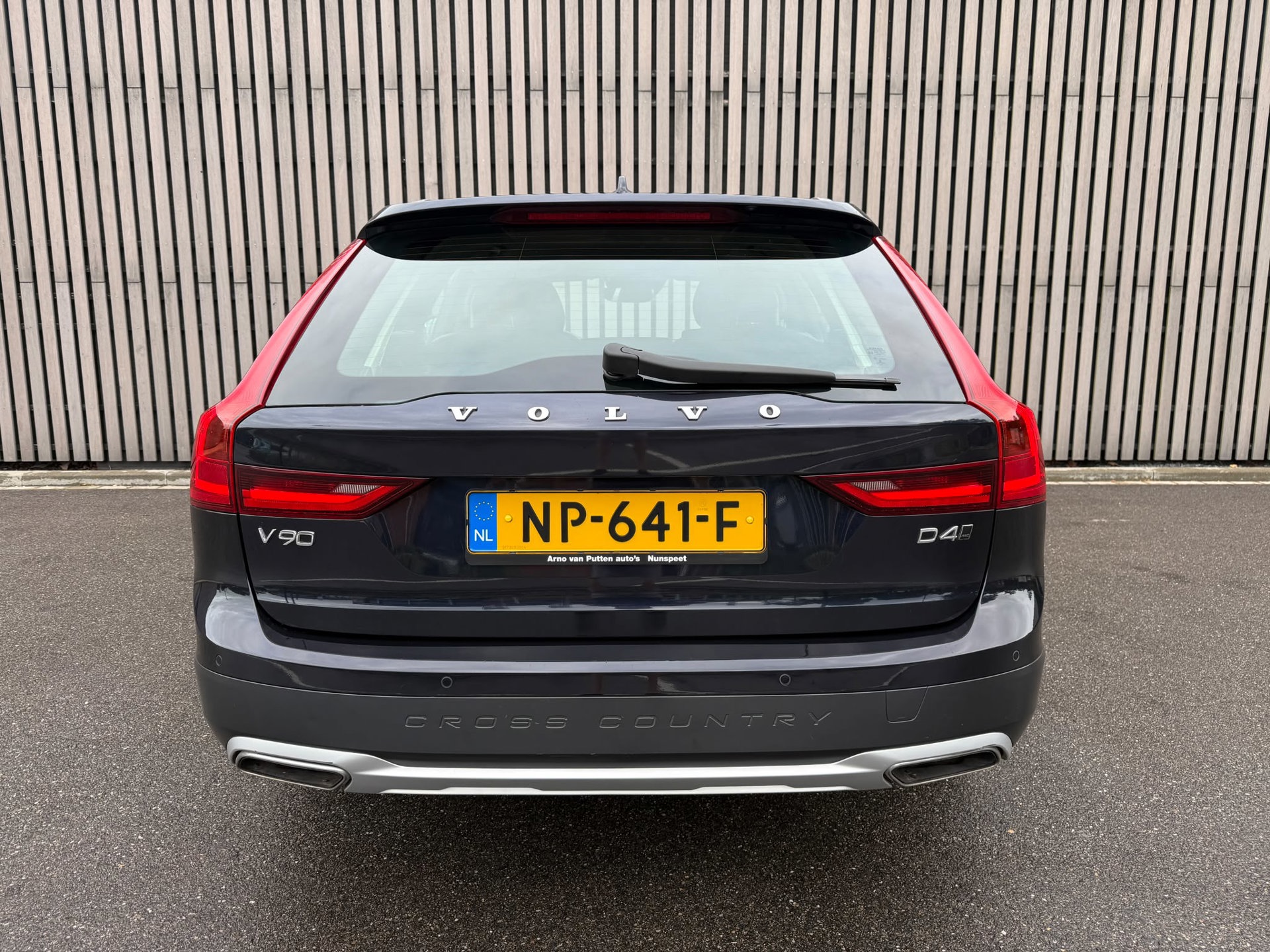 Foto van Volvo V90 Cross Country