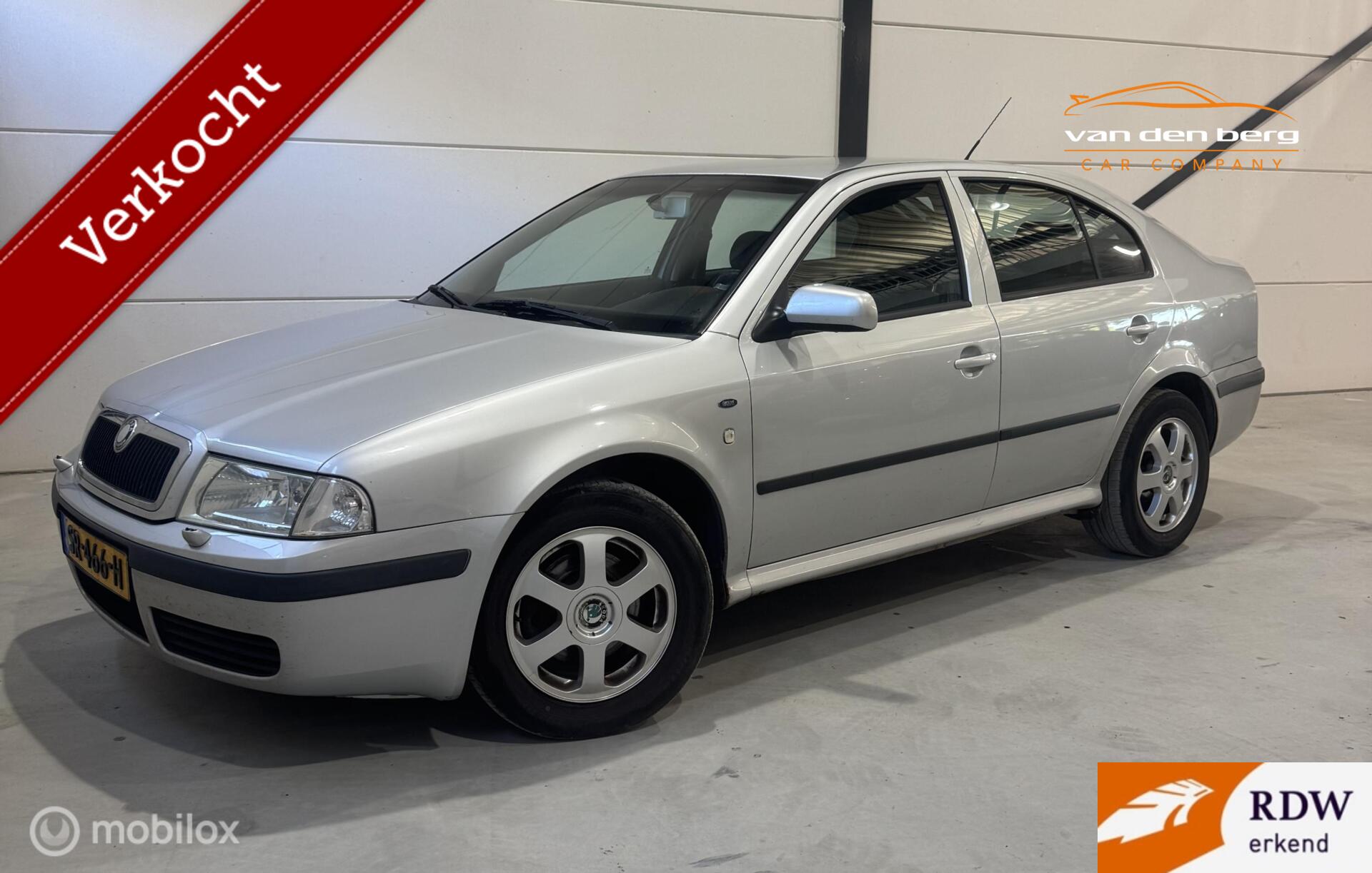 Skoda Octavia 2.0 Elegance Climate en Cruise Control 2001 - voorkant