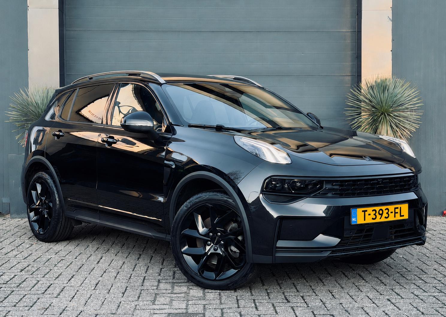 Lynk&co LYNK & Co 01 1.5 2023 - voorkant