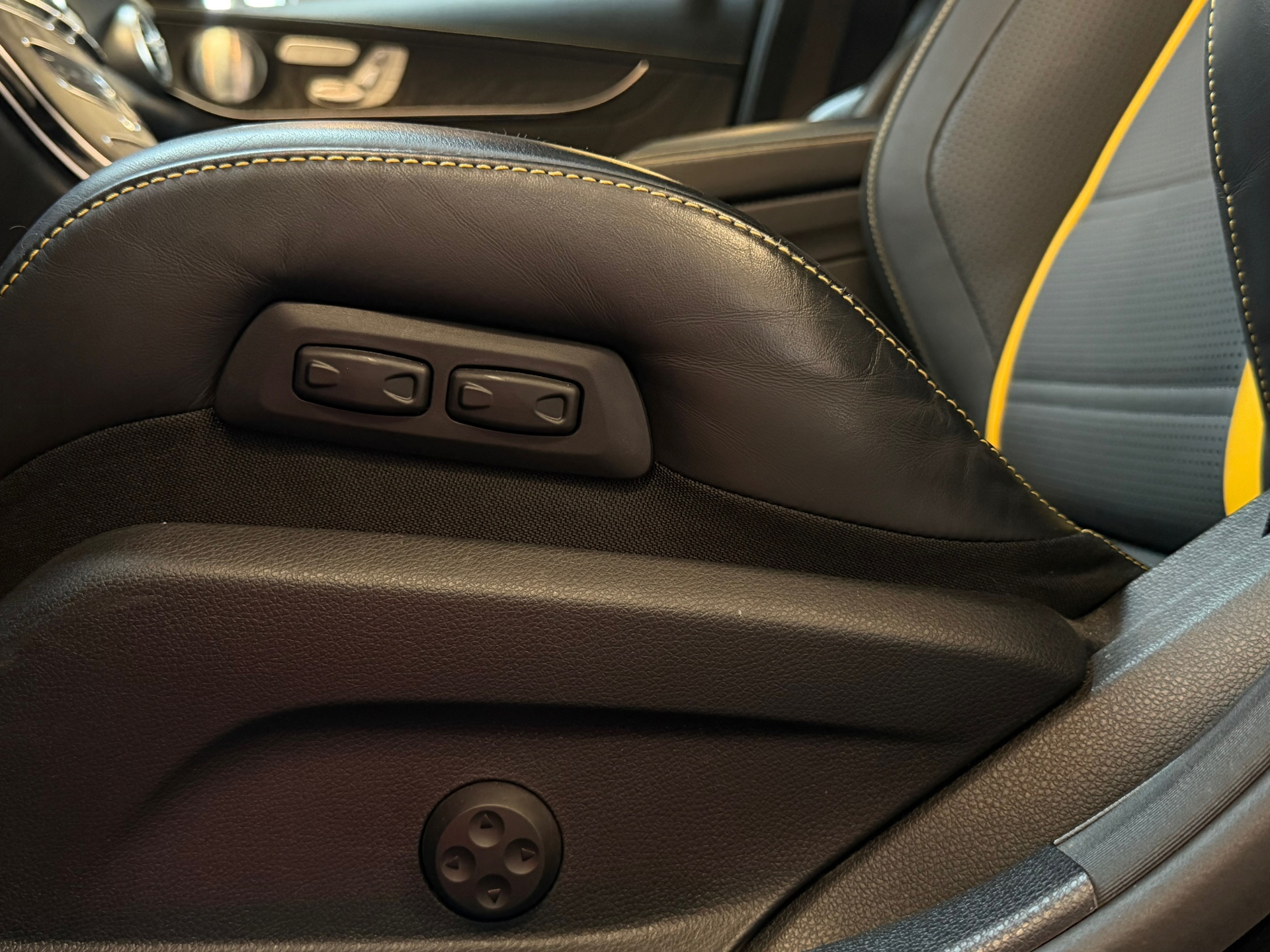 Foto van Mercedes-Benz AMG C 63 S