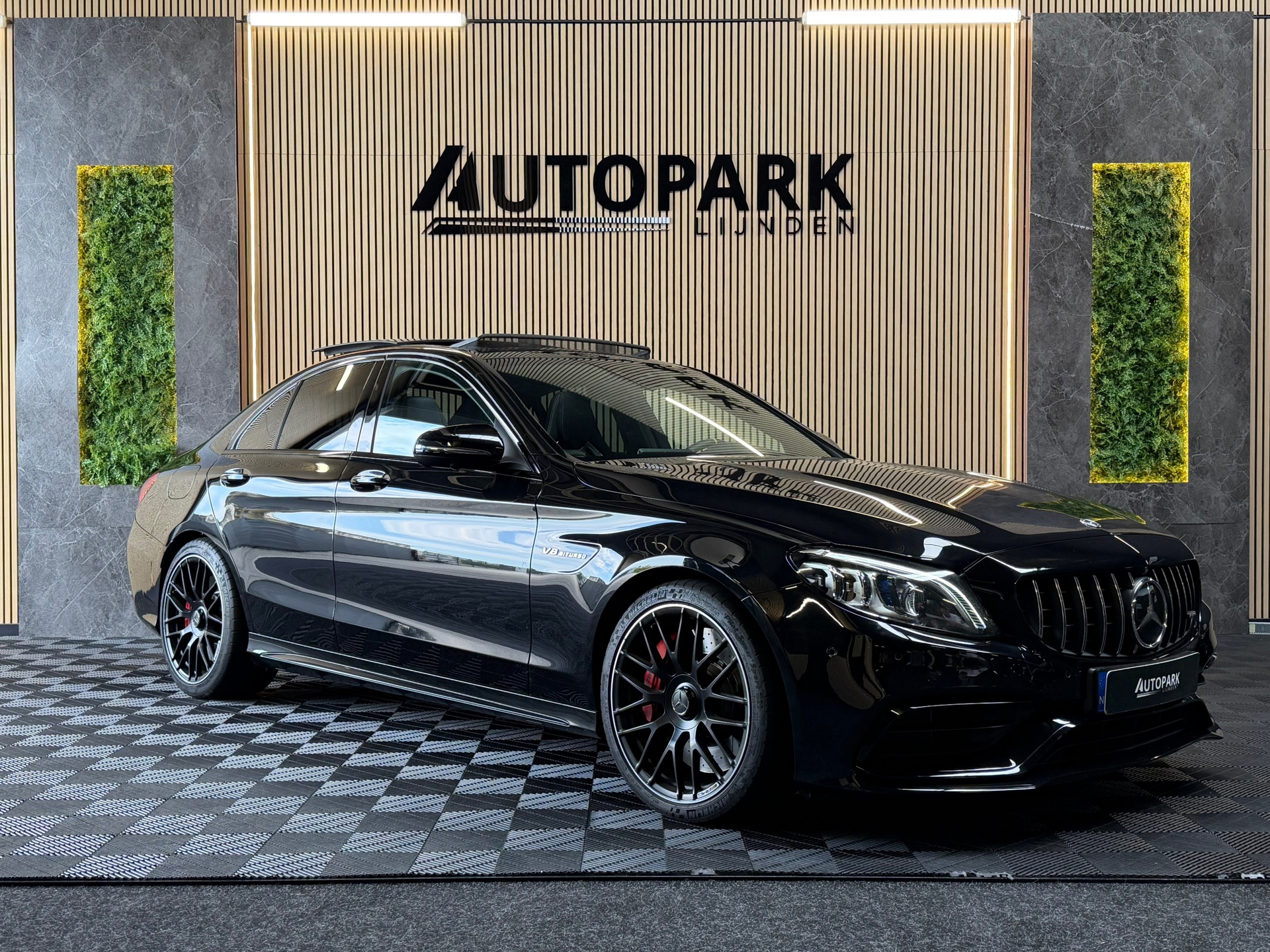 Foto van Mercedes-Benz AMG C 63 S