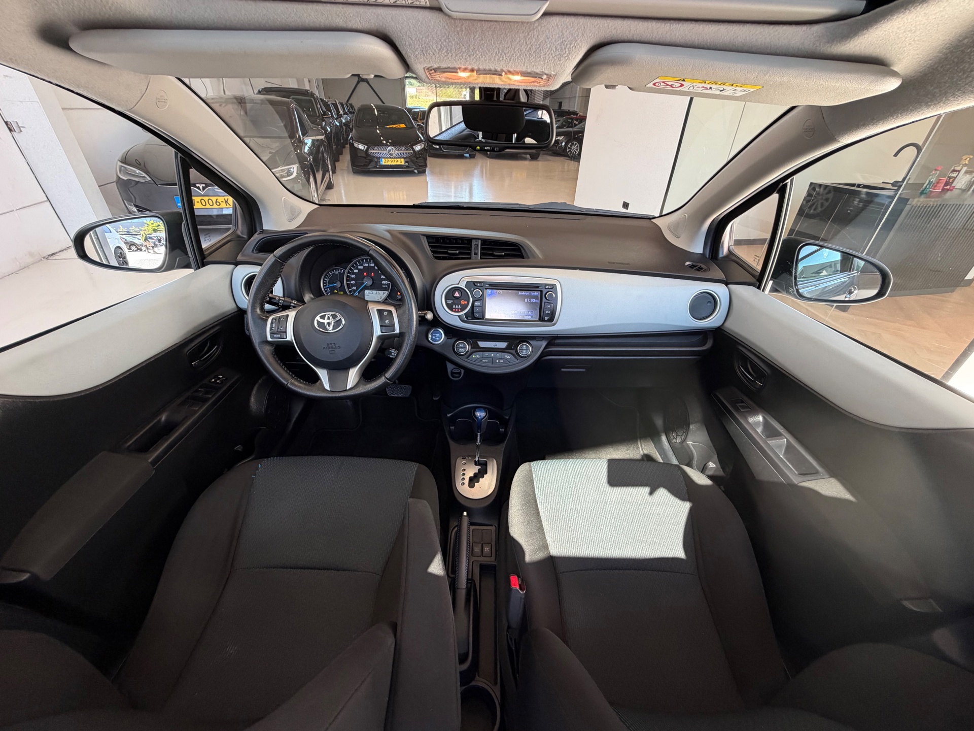 Foto van Toyota Toyota Yaris Hybrid