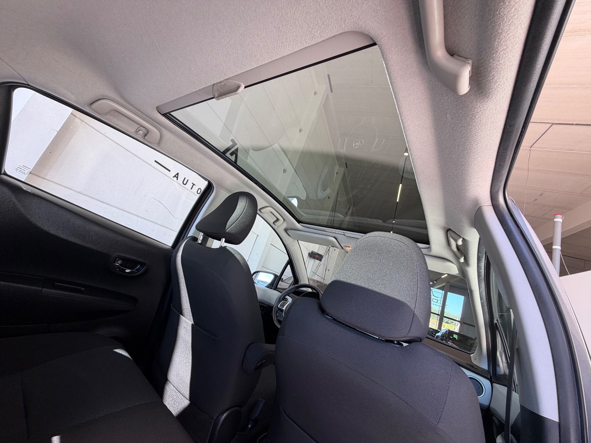 Foto van Toyota Toyota Yaris Hybrid