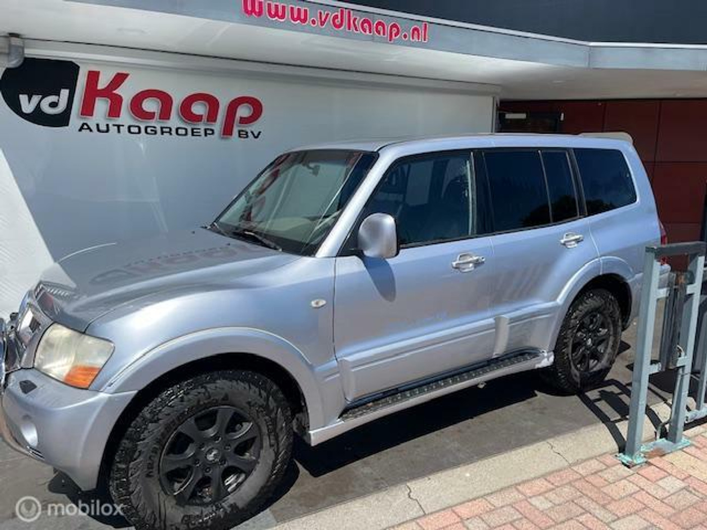 Mitsubishi Pajero 3.2 Di-D Instyle Long Body EXPORT PRIJS 2006 - voorkant