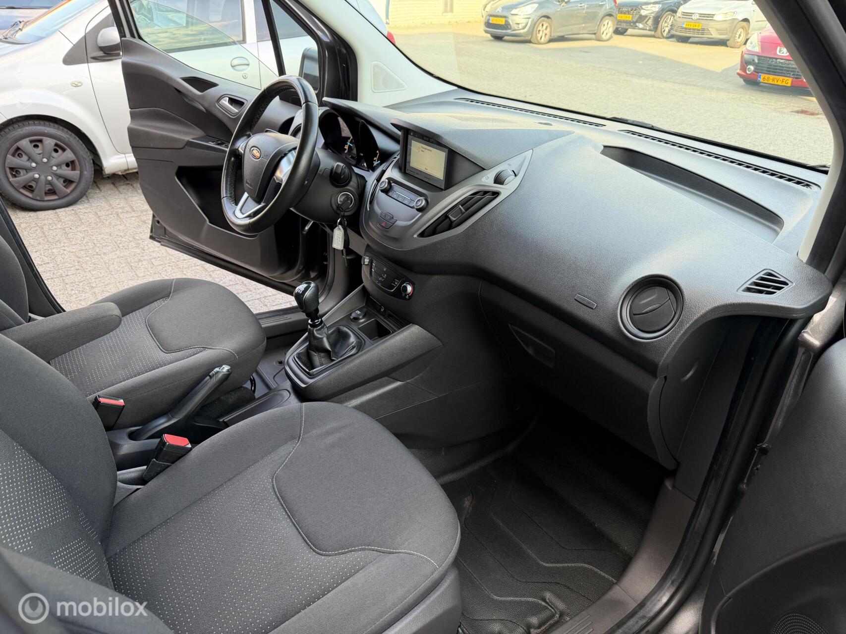 Foto van Ford Transit Courier