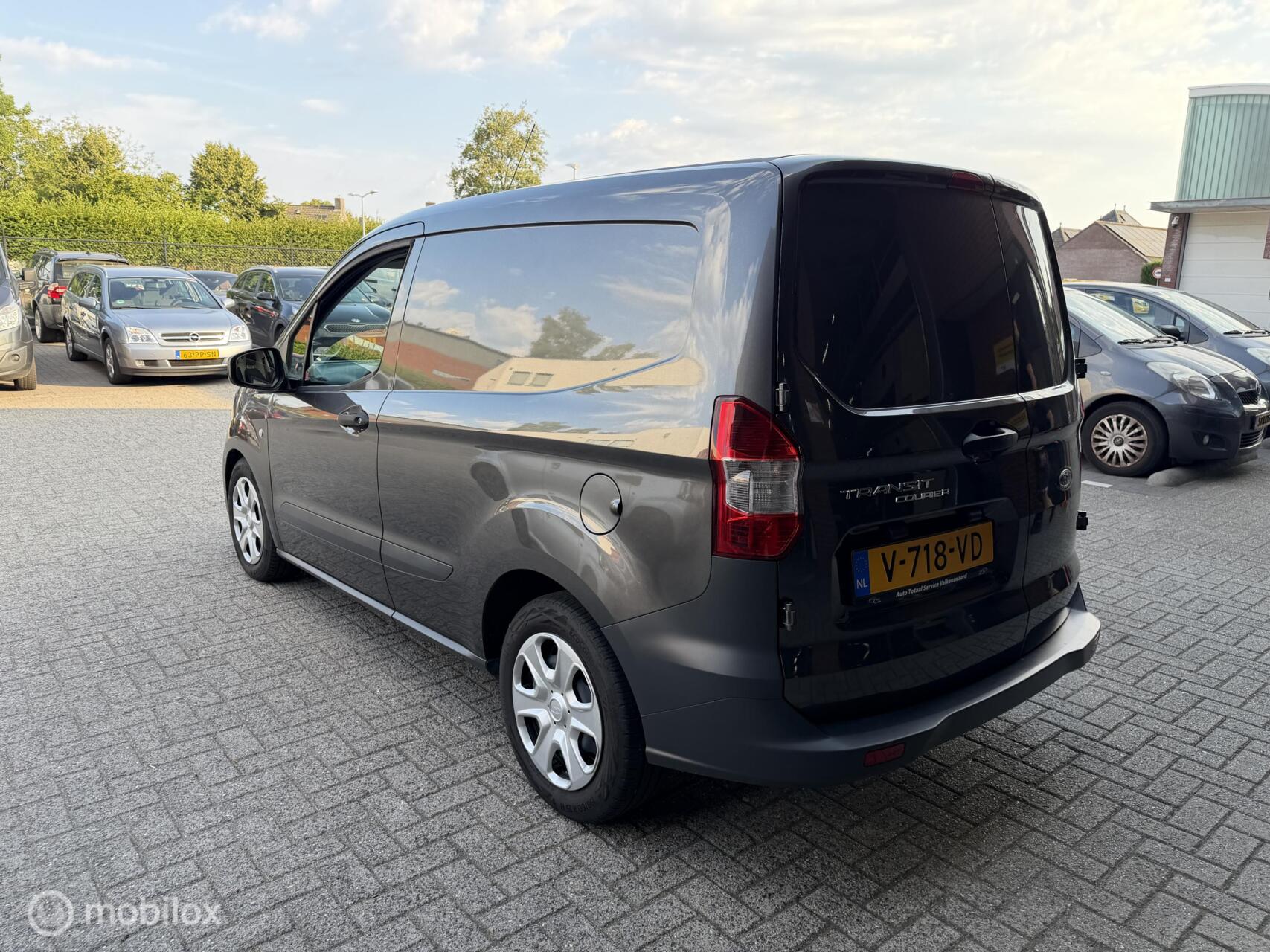 Foto van Ford Transit Courier