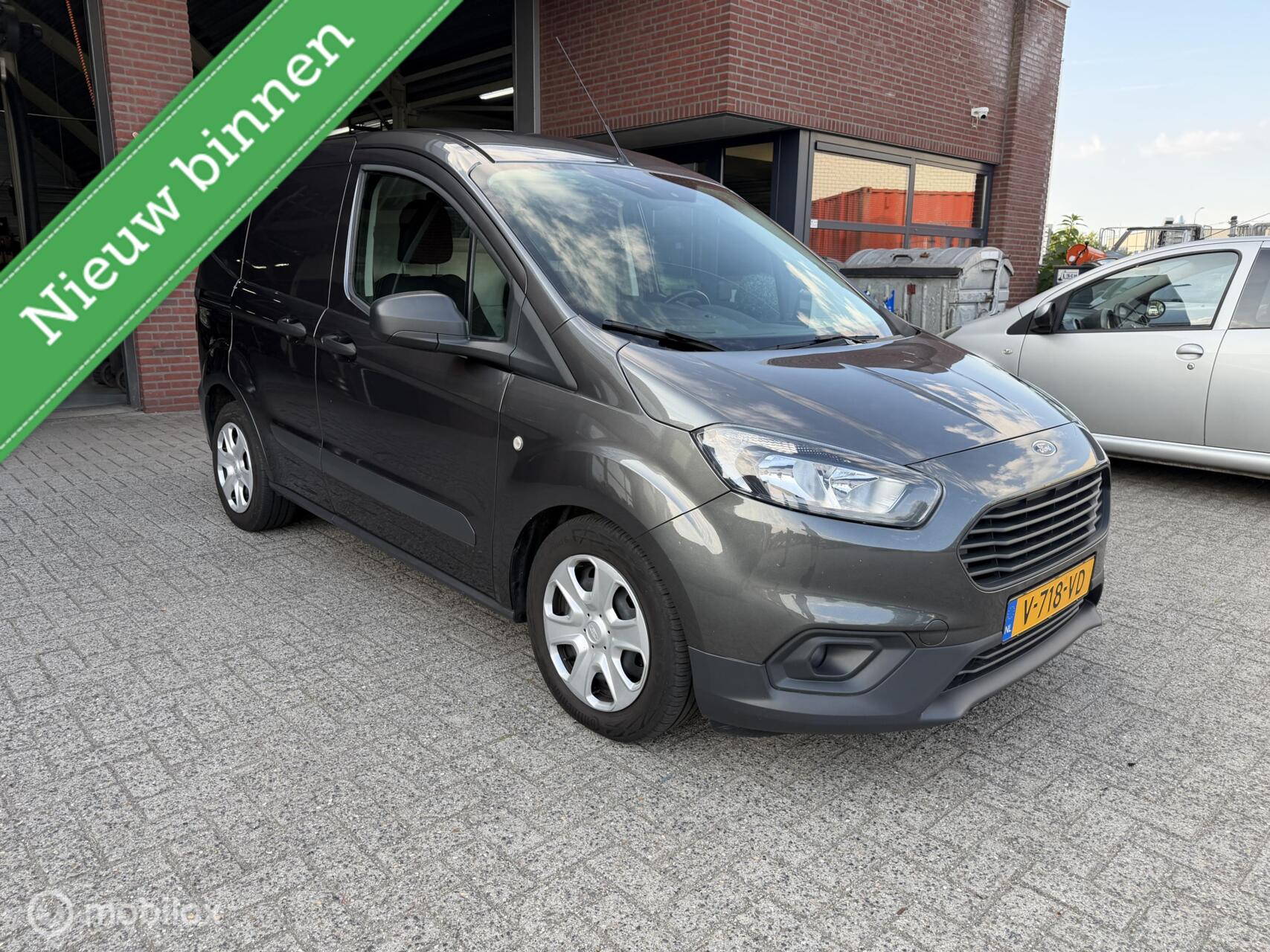 Foto van Ford Transit Courier