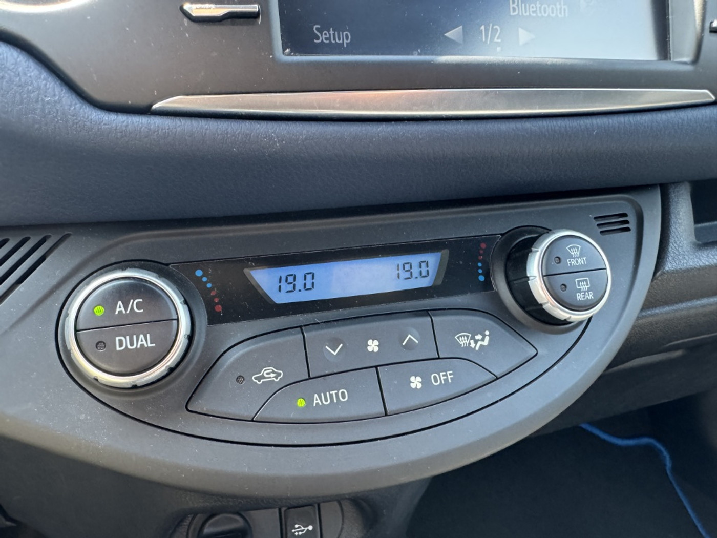 Foto van Toyota Toyota Yaris Hybrid