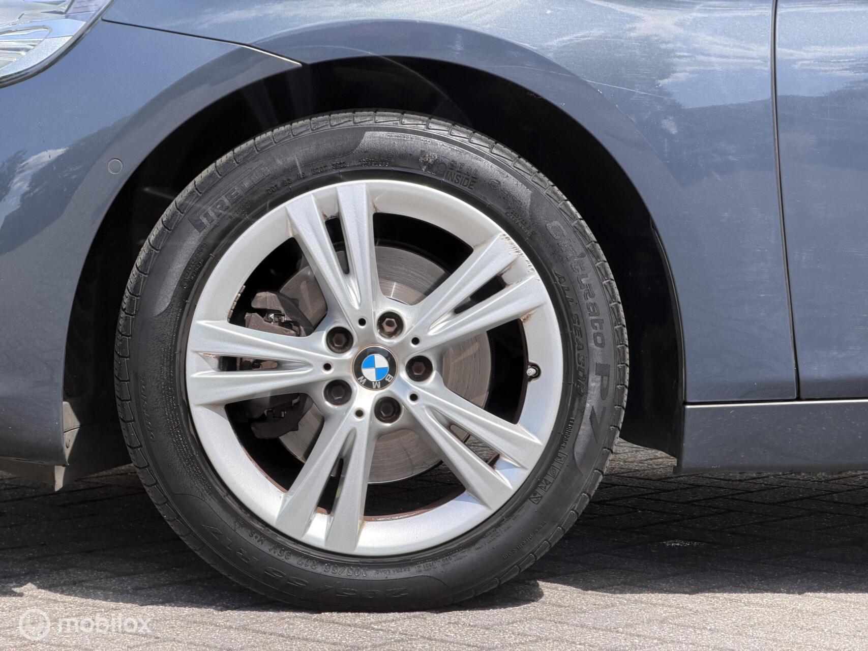 Foto van BMW 218i Active Tourer