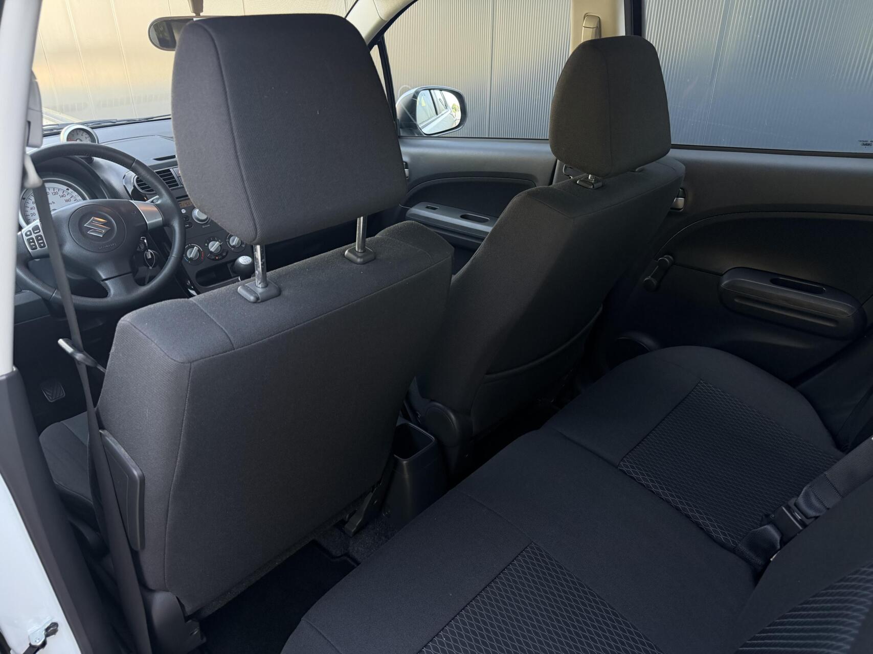Foto van Suzuki Splash