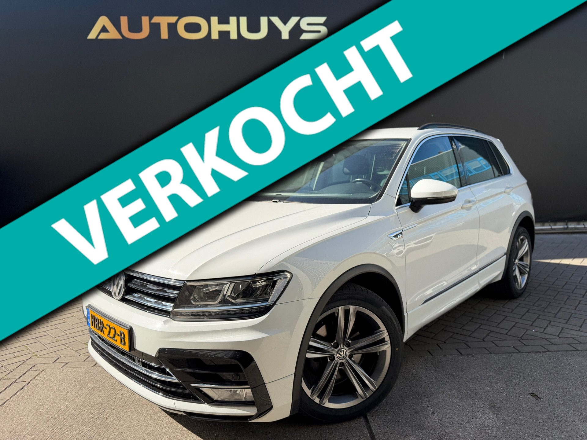 Volkswagen Tiguan 1.4 TSI Rline Leer Carplay Automaat 2017 - voorkant