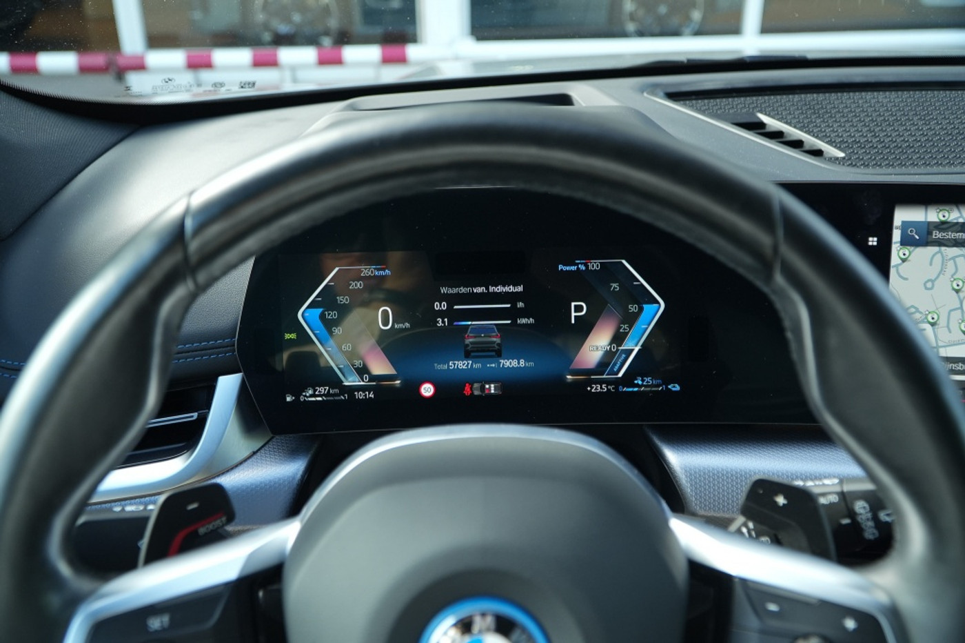 Foto van BMW X1 Xdrive30e