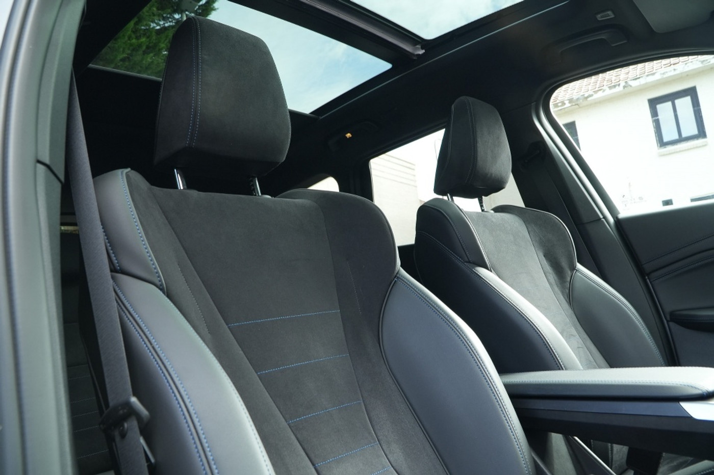 Foto van BMW X1 Xdrive30e