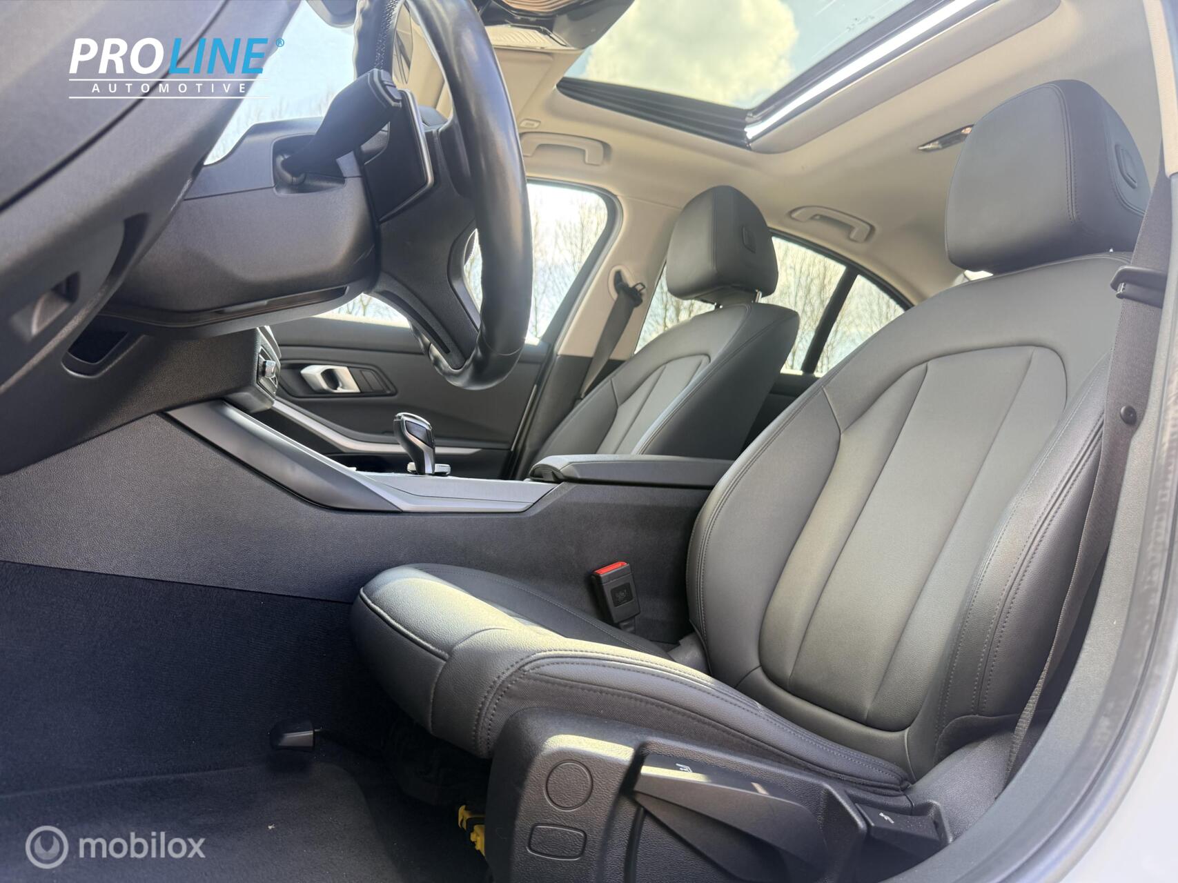 Foto van BMW 330e