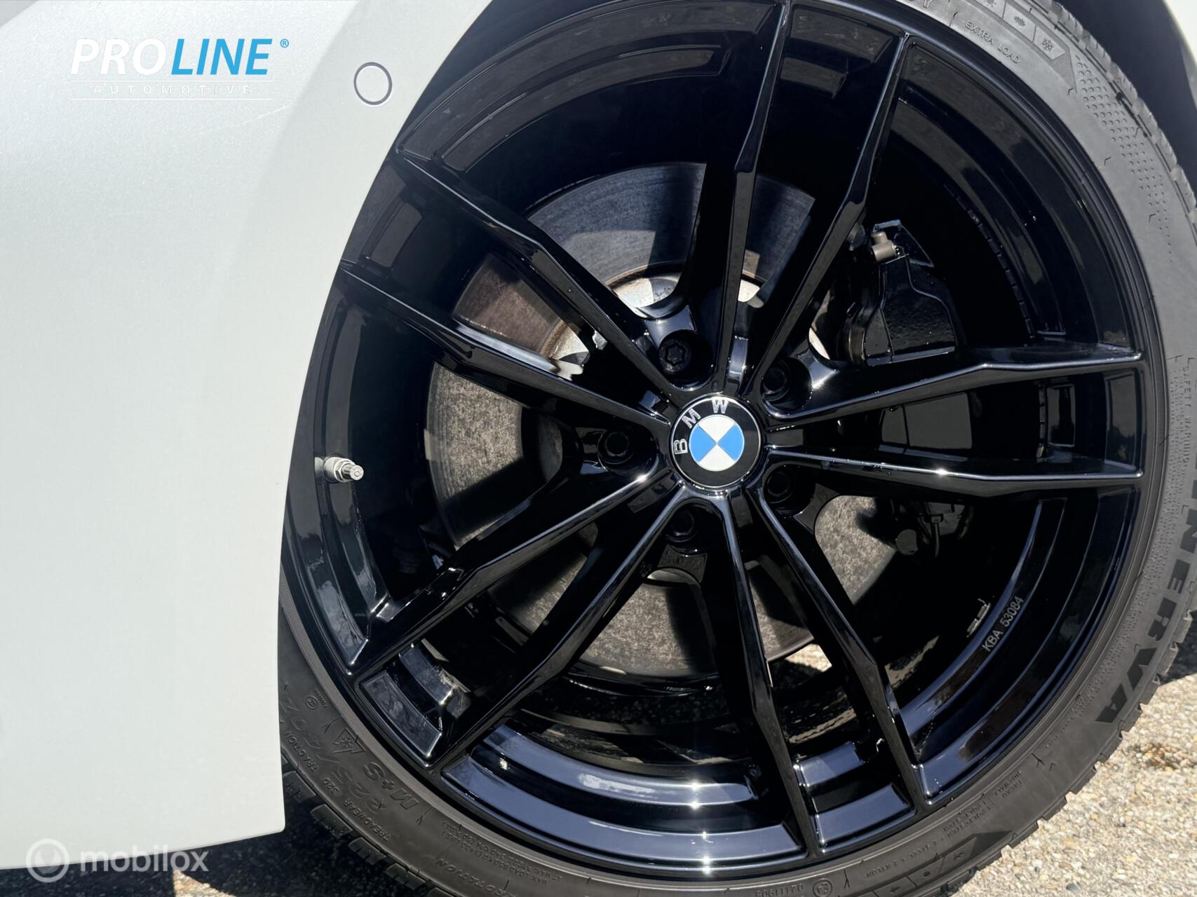 Foto van BMW 330e