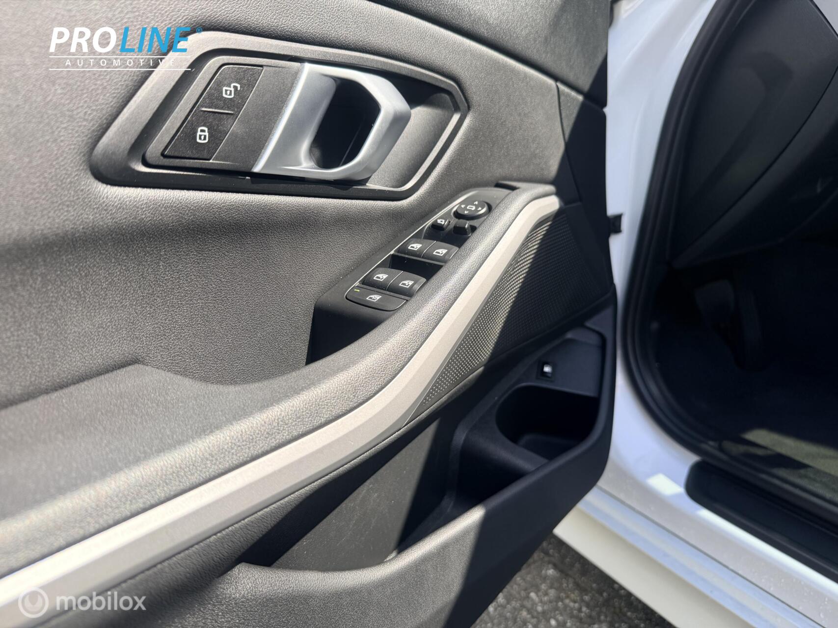 Foto van BMW 330e