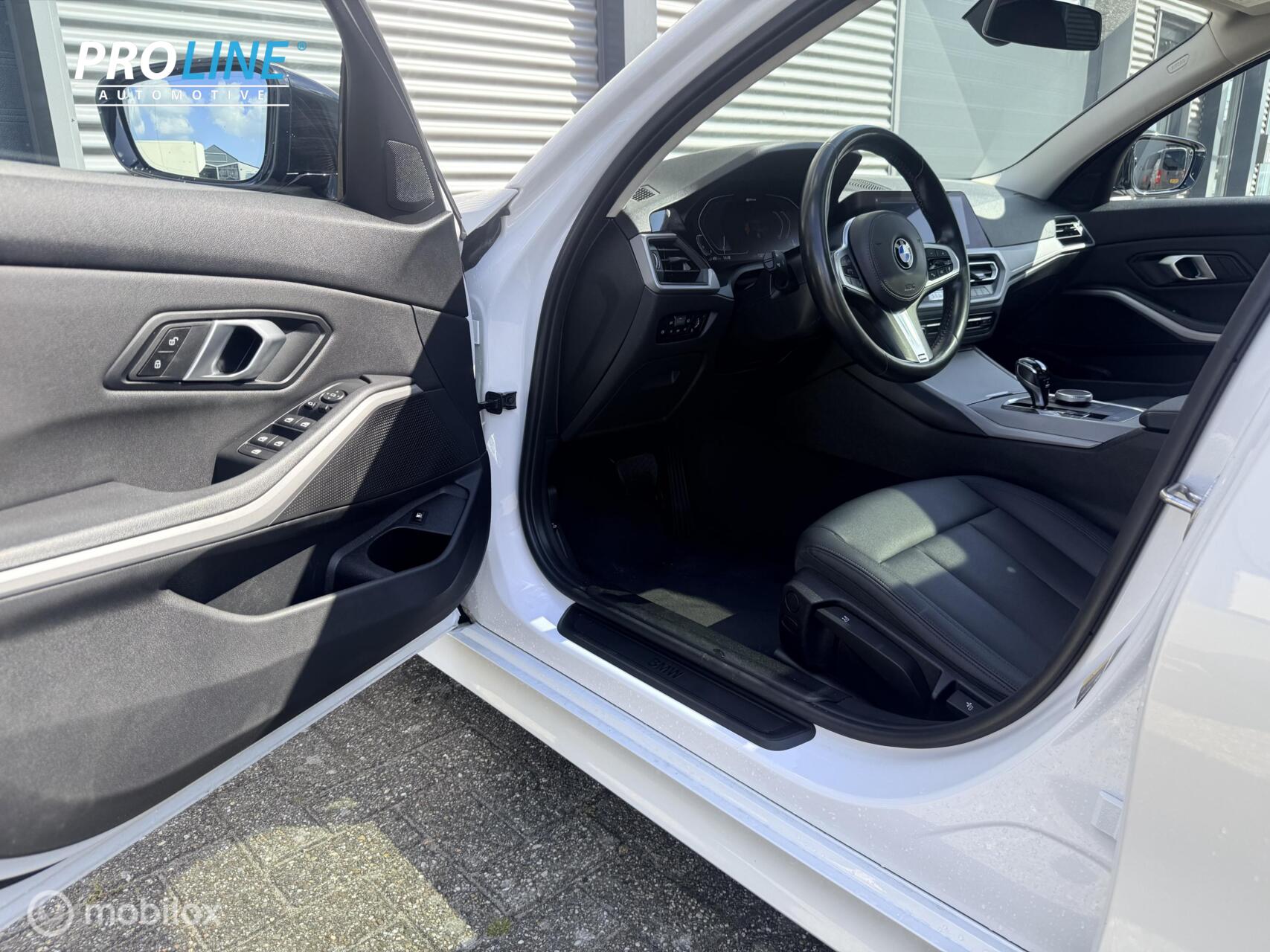 Foto van BMW 330e