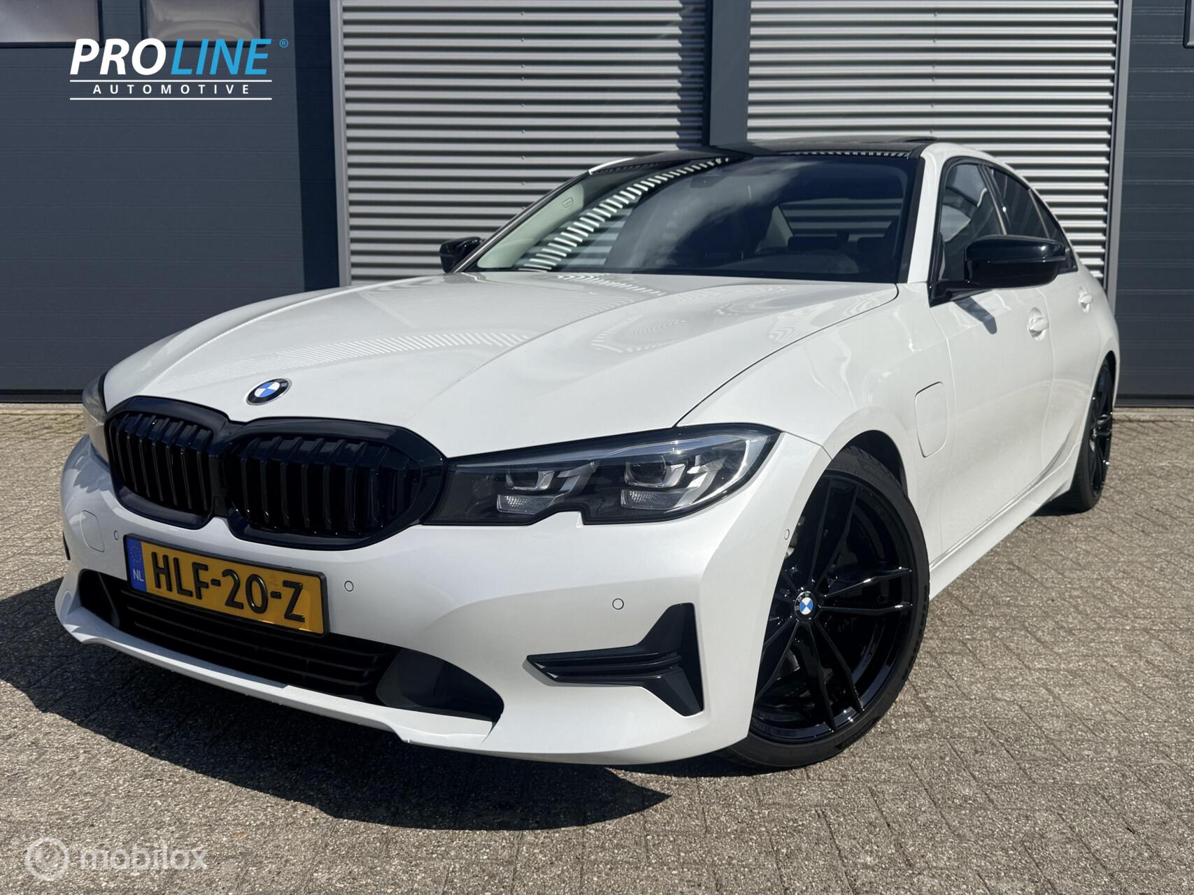 Foto van BMW 330e