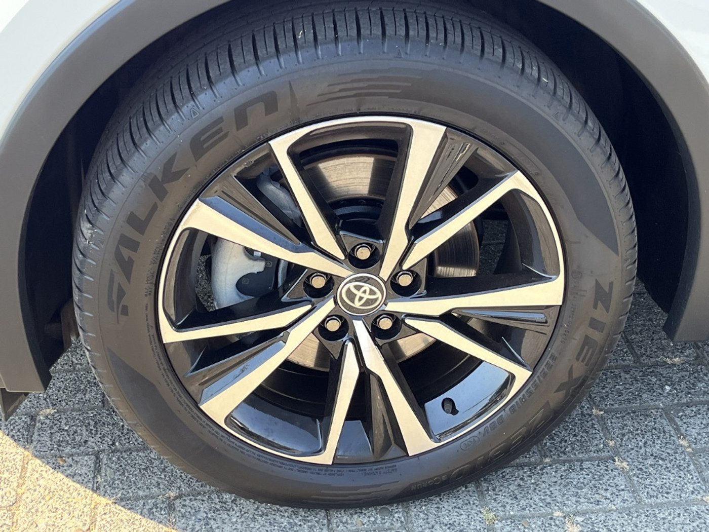 Foto van Toyota Toyota C-hr
