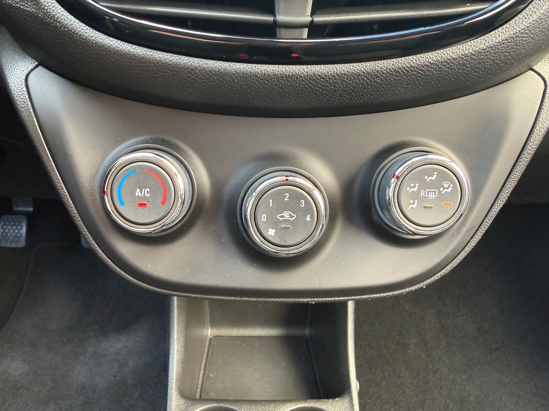 Foto van Opel Karl Rocks / Viva Rocks