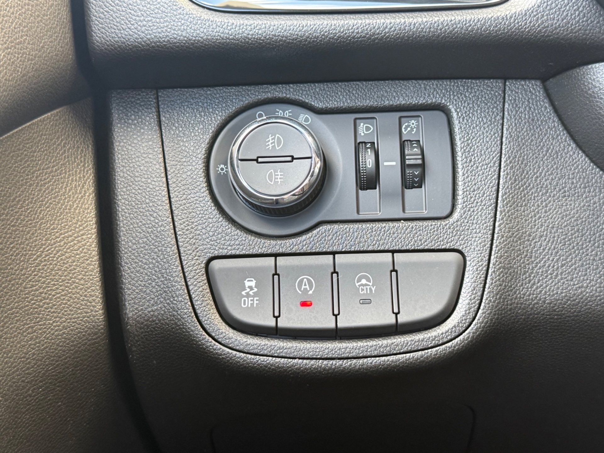 Foto van Opel Karl Rocks / Viva Rocks