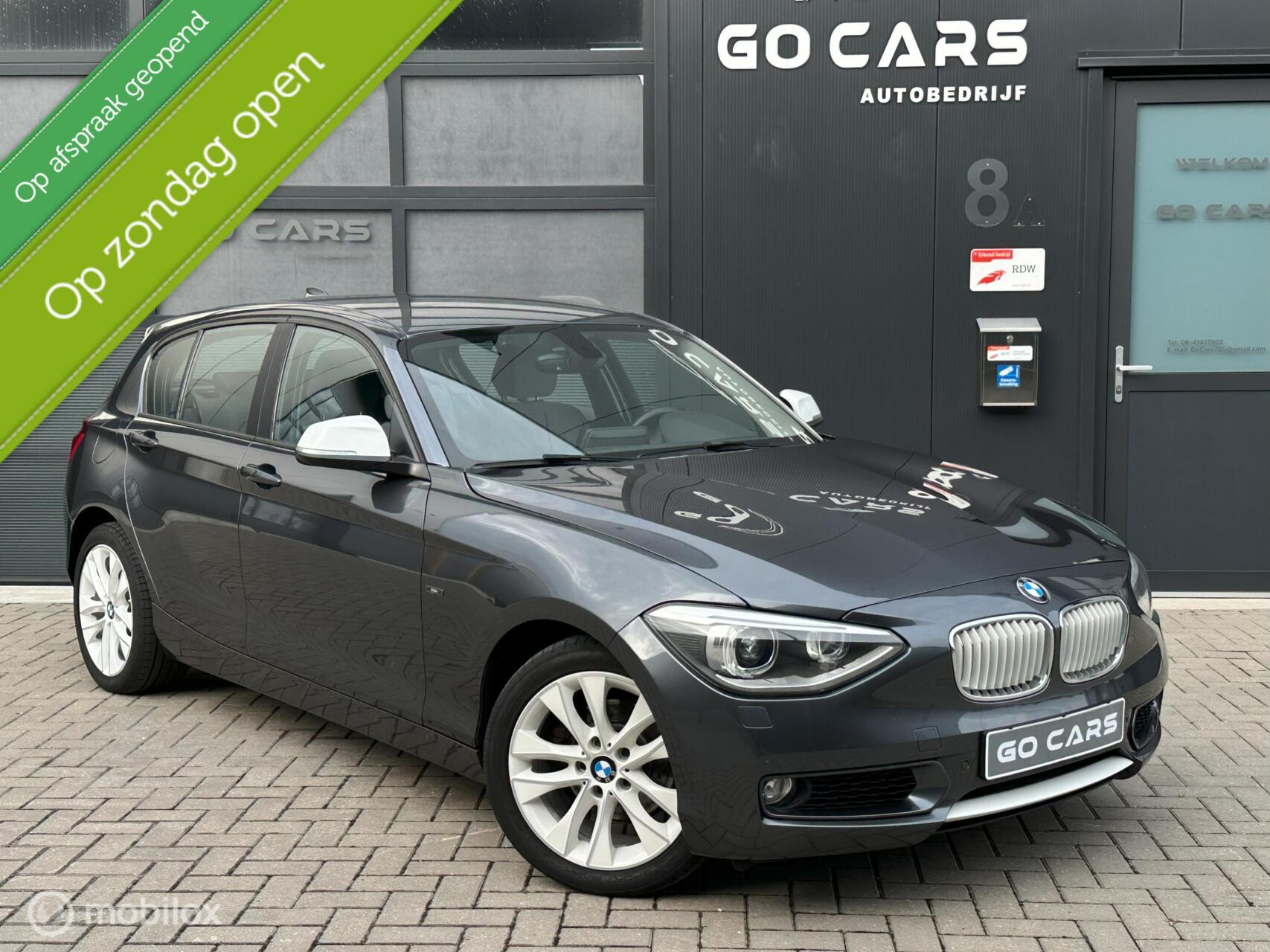 BMW 1-serie 118i Urban Line 2014 - voorkant