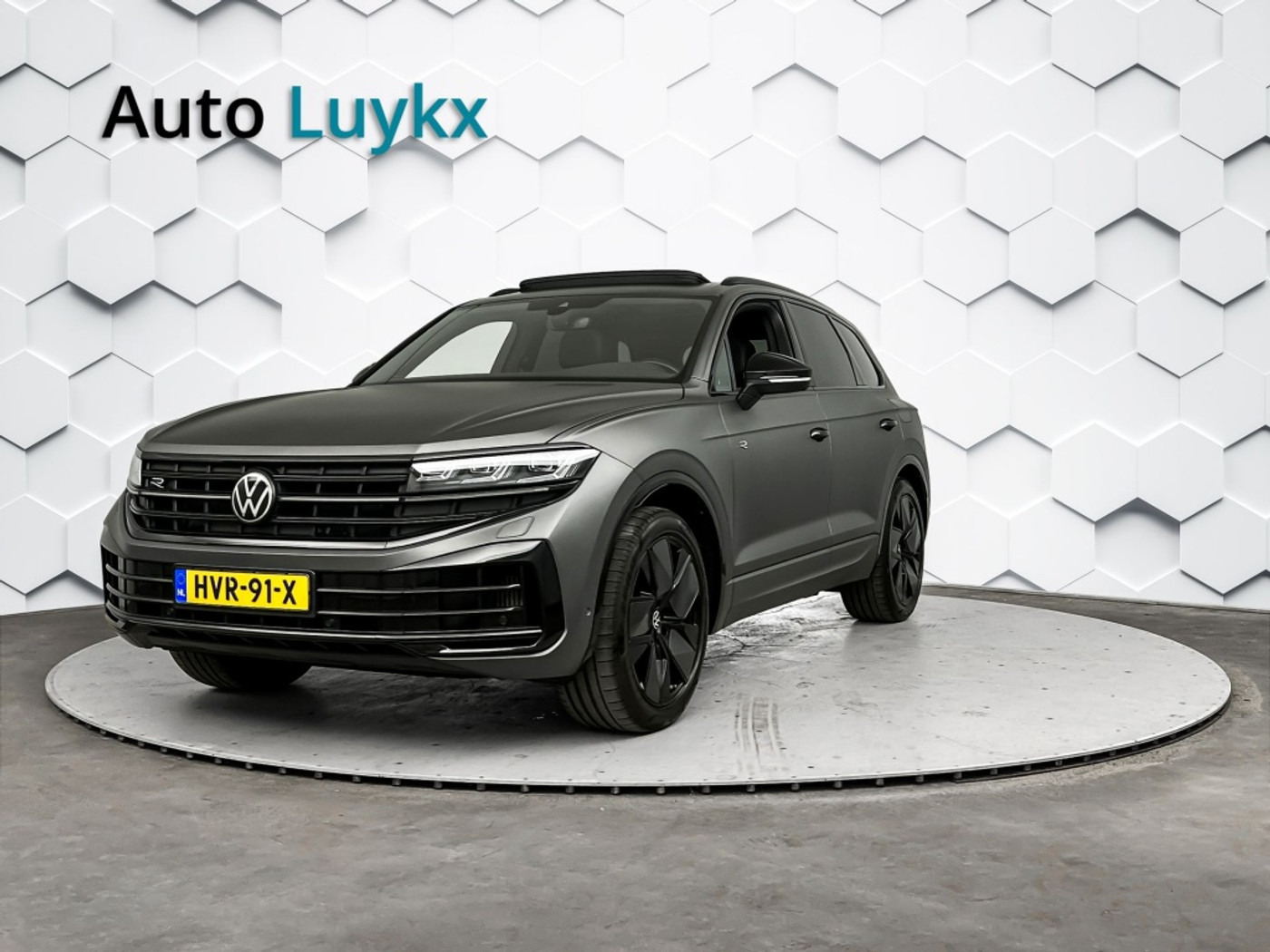 Volkswagen Touareg R R 3.0 TSi eHybrid 4M 462 PK | Panoramadak | Luchtvering | Trekhaak 2024 - voorkant