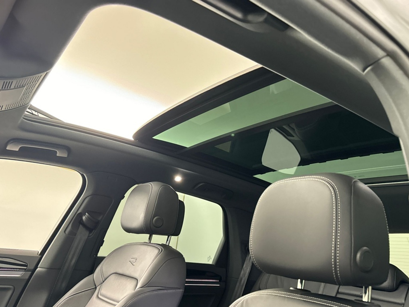 Foto van Volkswagen Touareg R