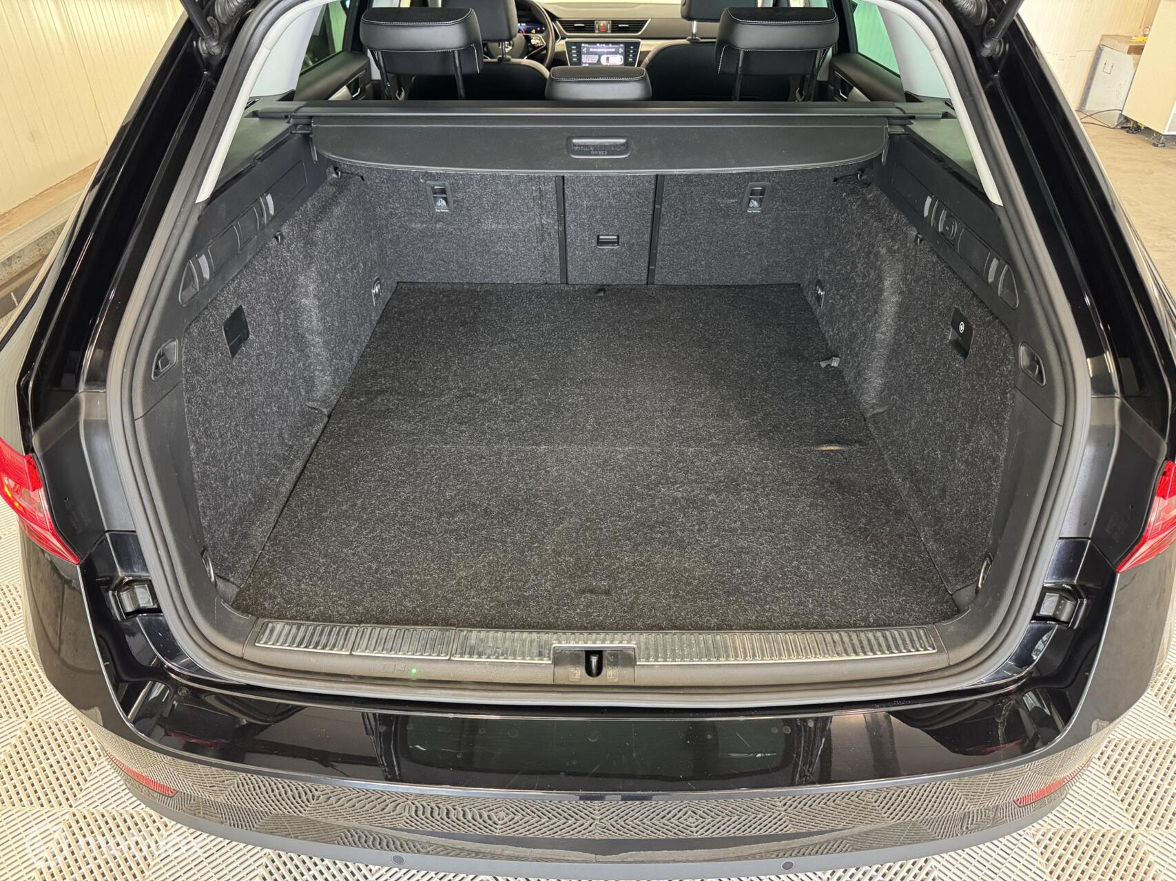 Foto van Skoda Superb Combi