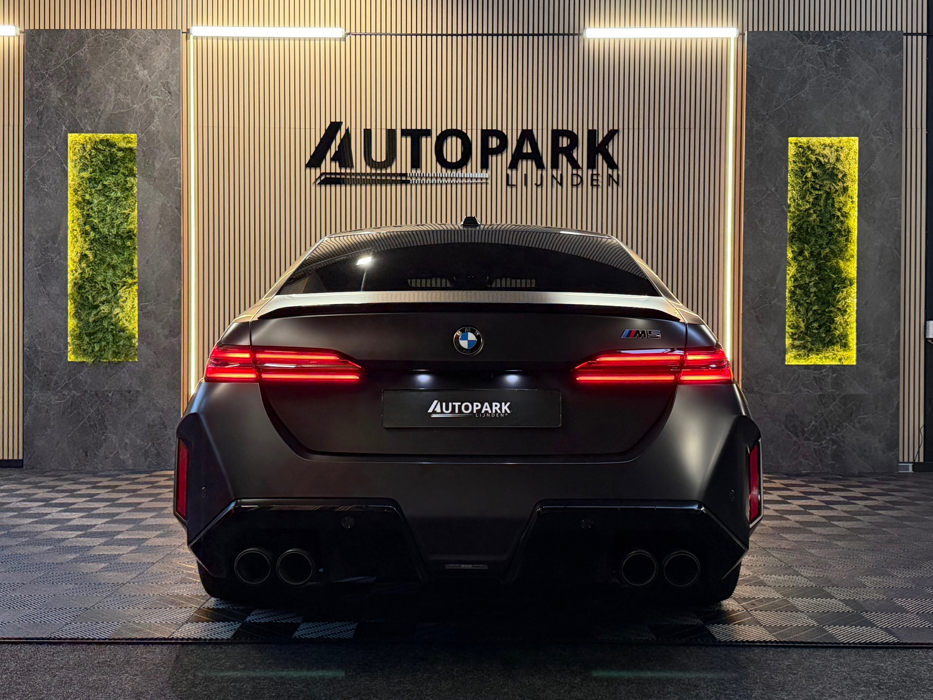 Foto van BMW M5