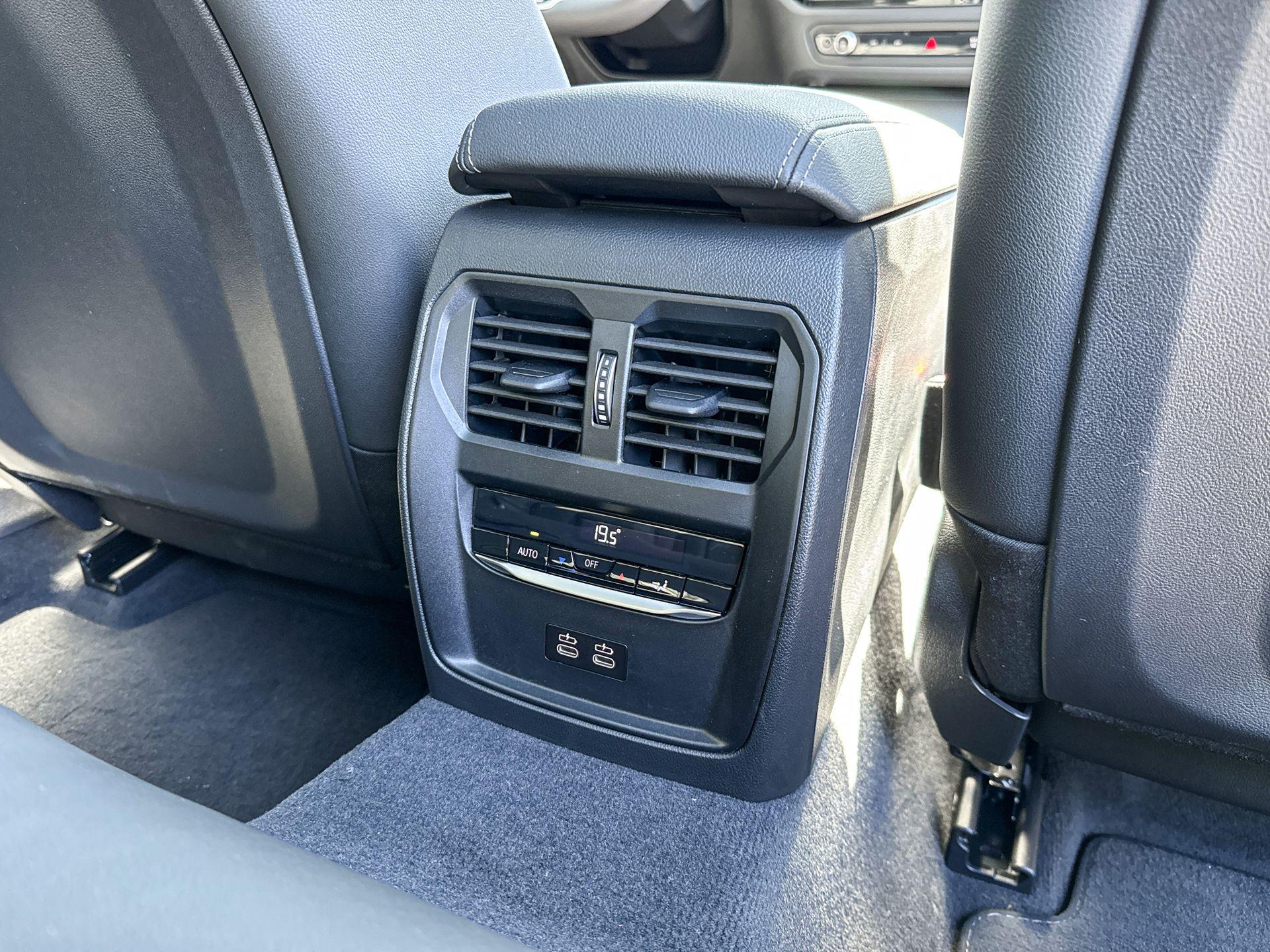 Foto van BMW 330e