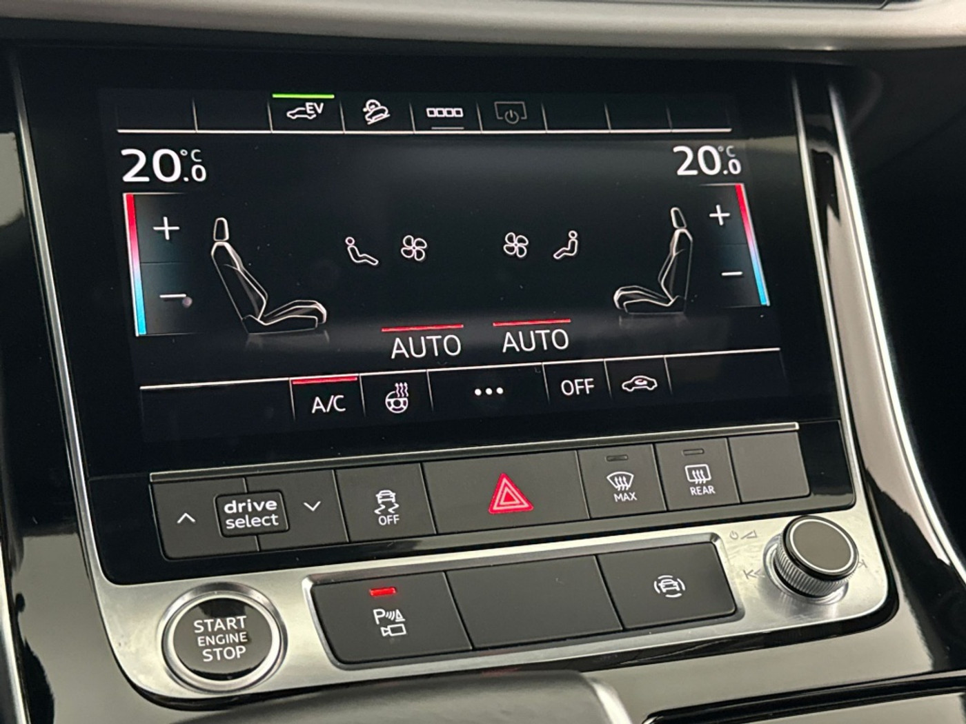 Foto van Audi Q8 55 TFSI E