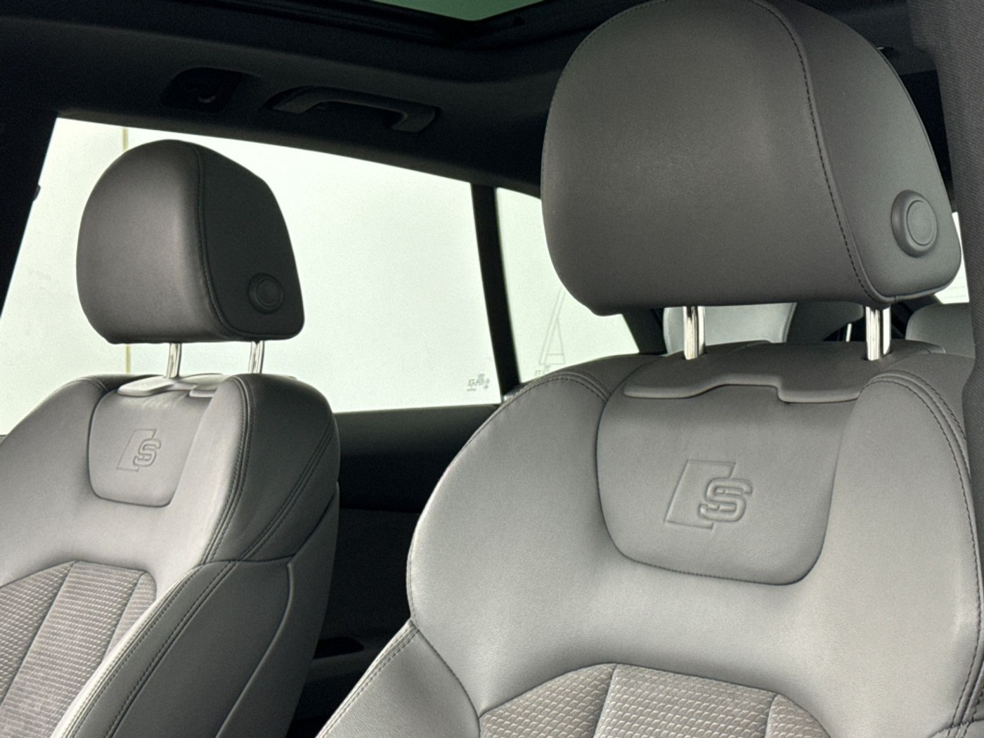 Foto van Audi Q8 55 TFSI E